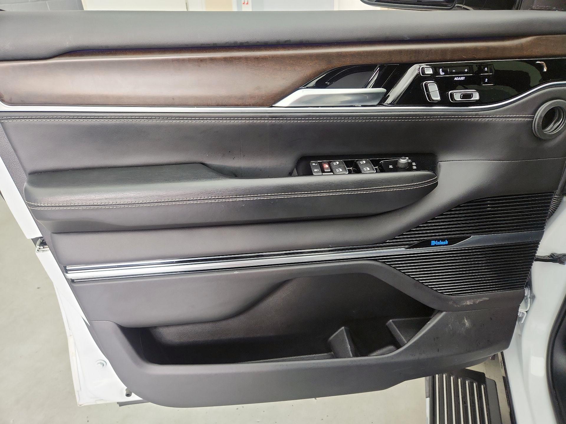 Thumbnail: 2023 Jeep Grand Wagoneer - 12