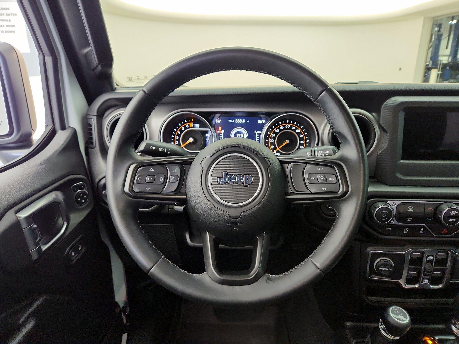 Thumbnail: 2021 Jeep Wrangler - 10
