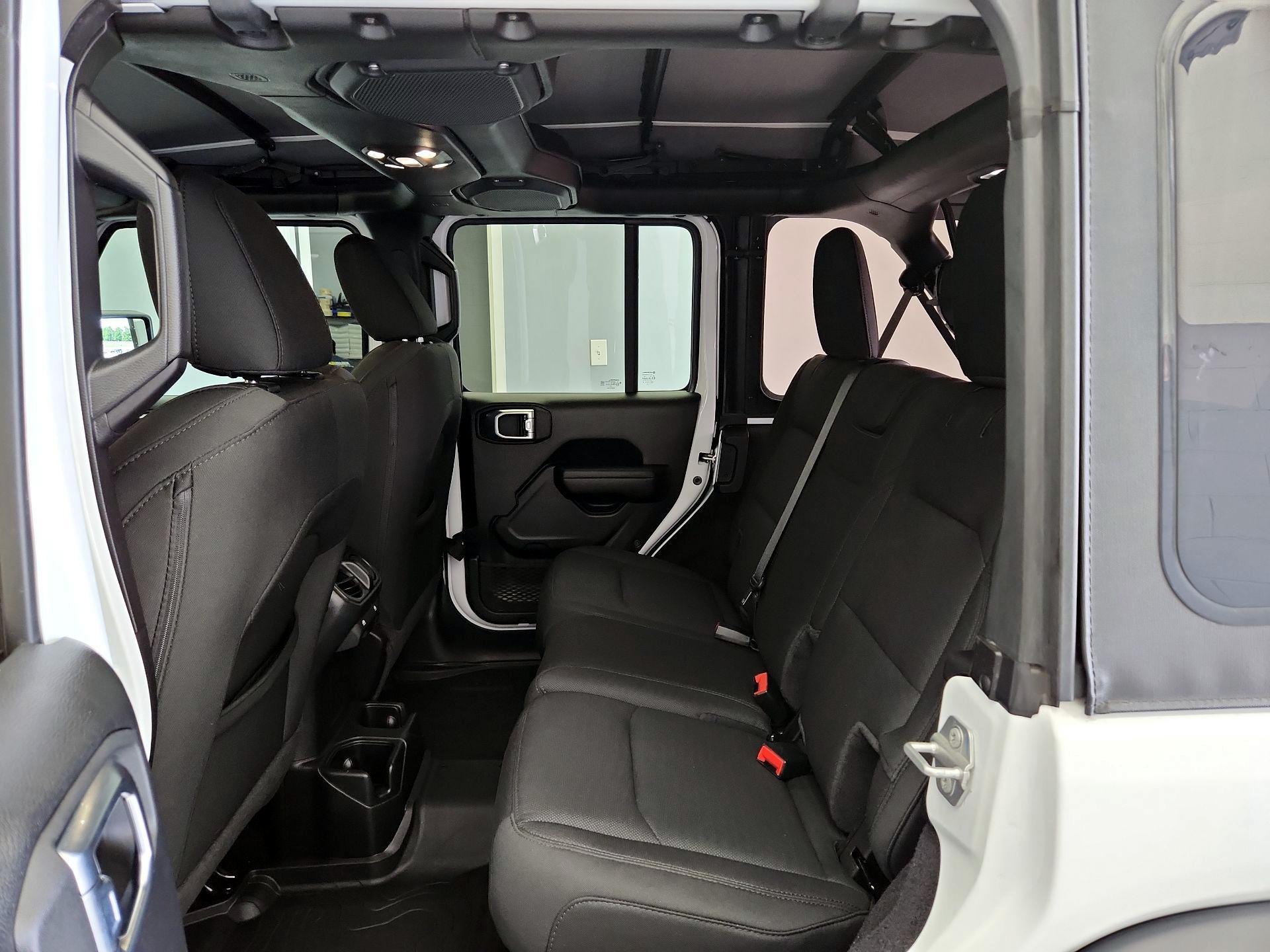 Thumbnail: 2021 Jeep Wrangler - 19