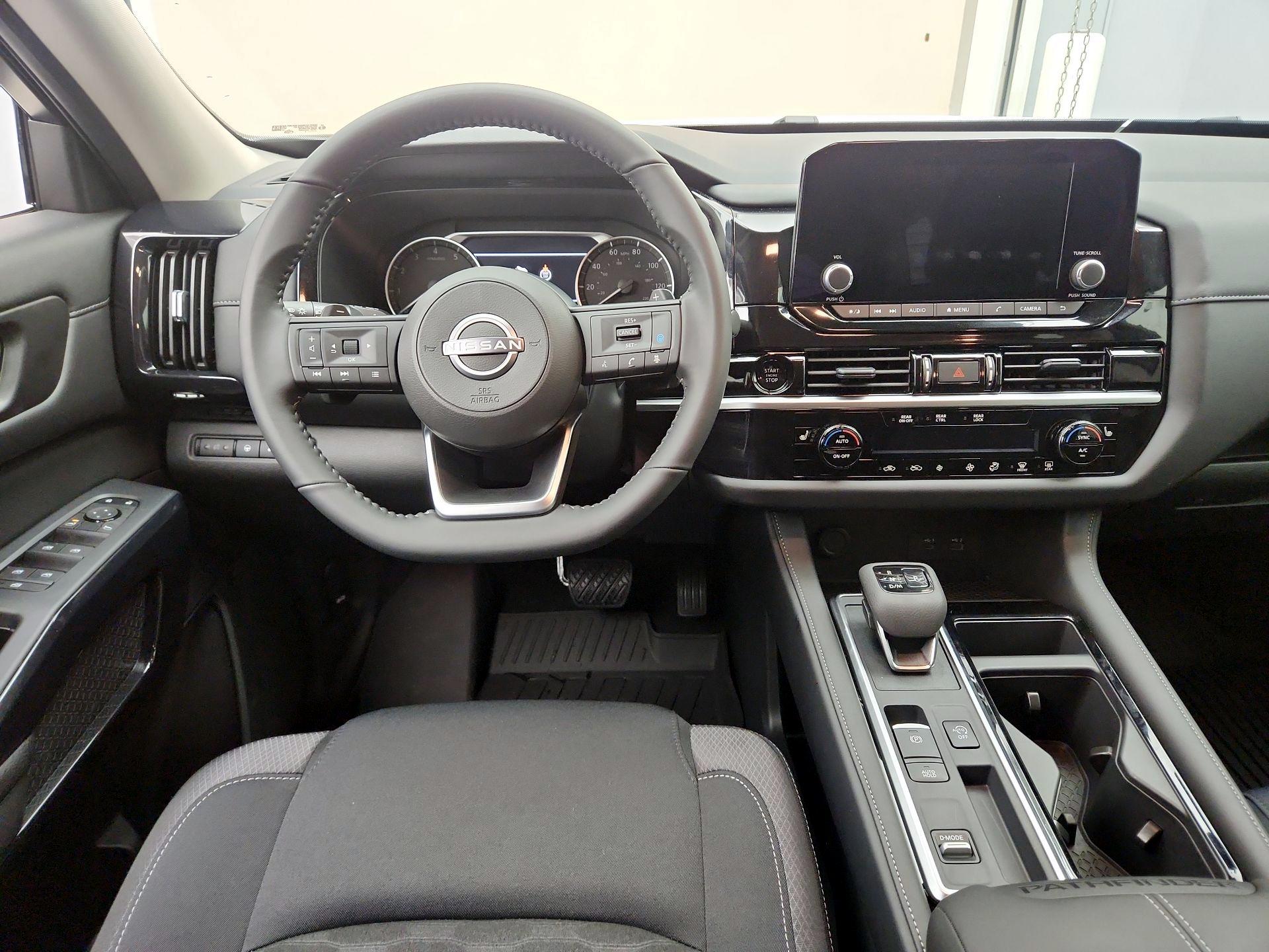 Thumbnail: 2025 Nissan Pathfinder - 9