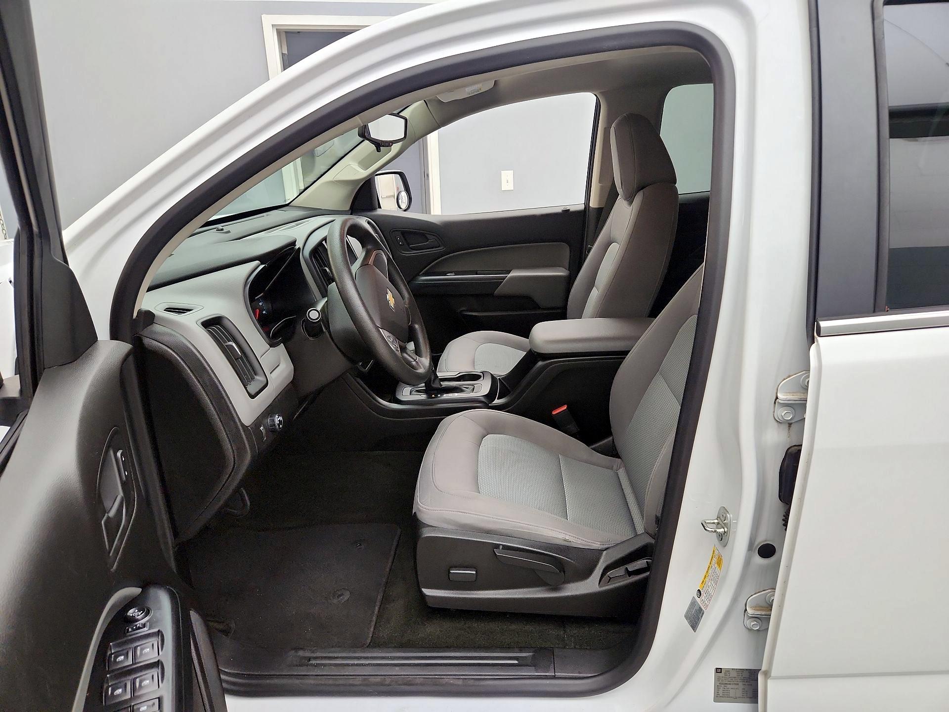 Thumbnail: 2016 Chevrolet Colorado - 11