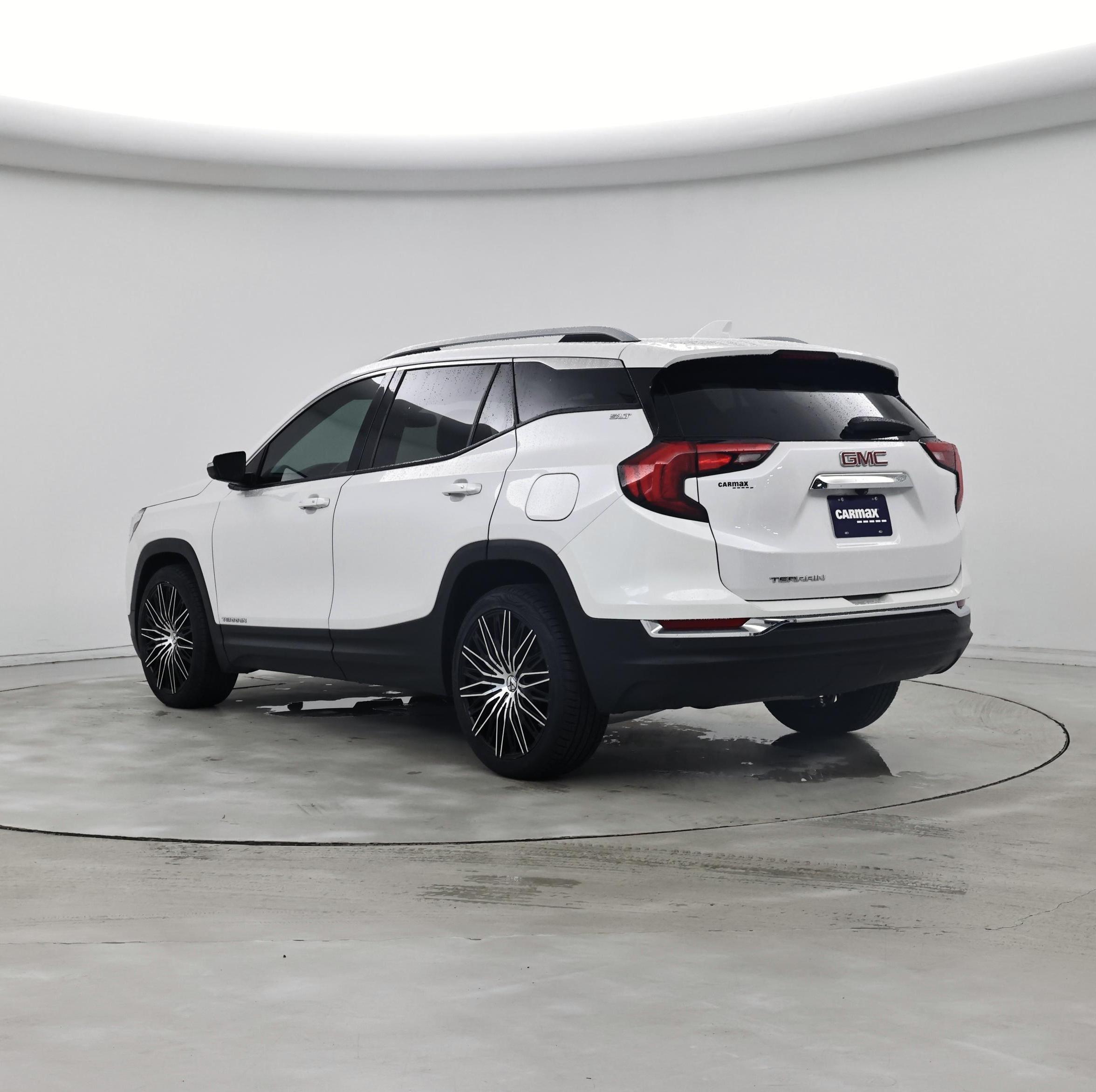 Thumbnail: 2021 GMC Terrain - 2
