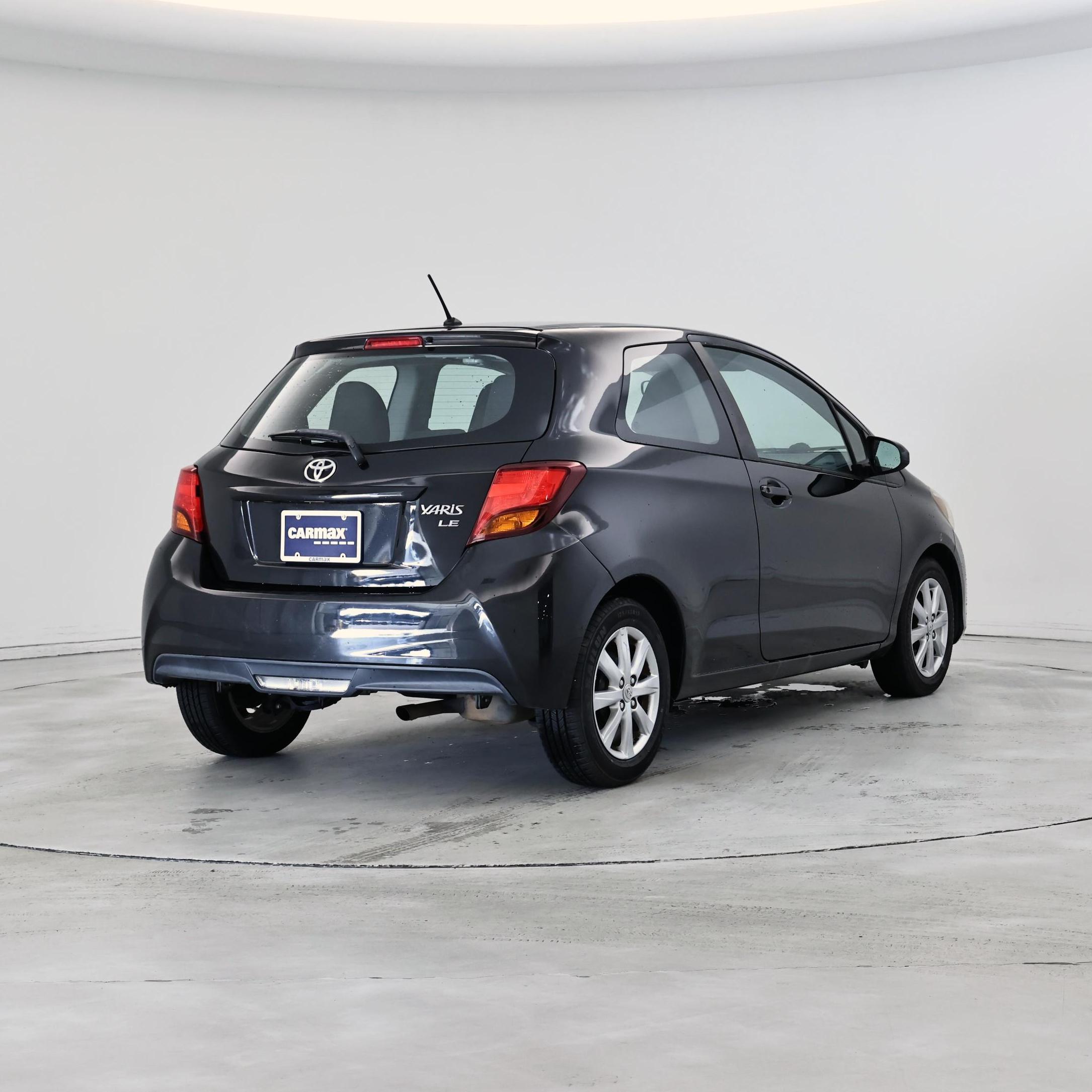Thumbnail: 2015 Toyota Yaris - 8