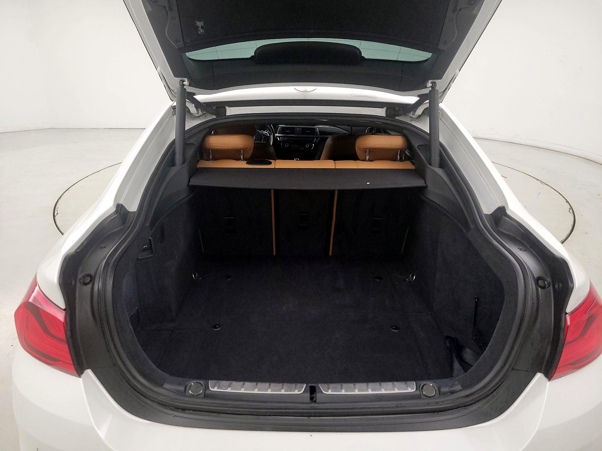 Thumbnail: 2019 BMW 4 Series - 18