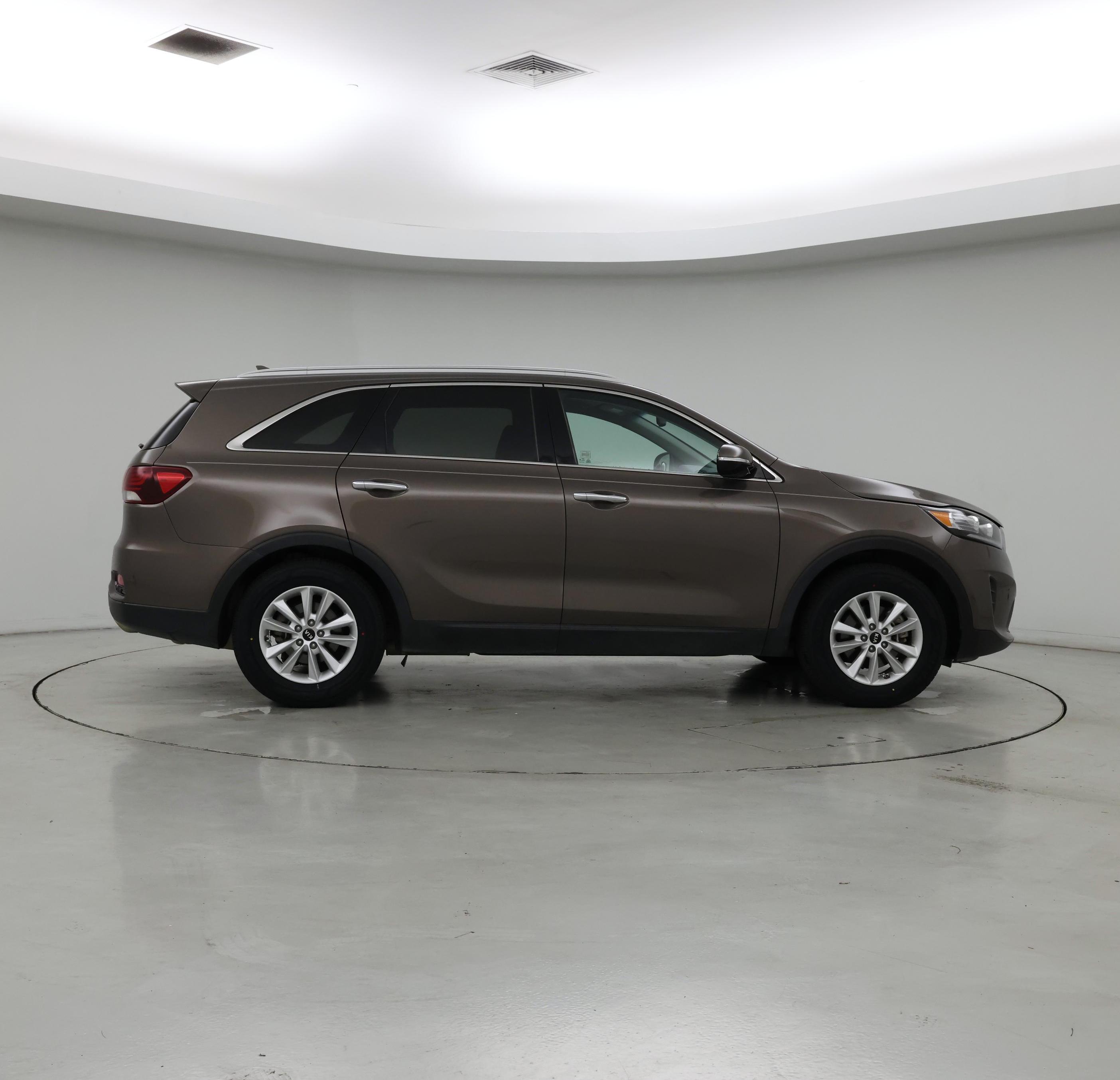 Thumbnail: 2019 Kia Sorento - 7