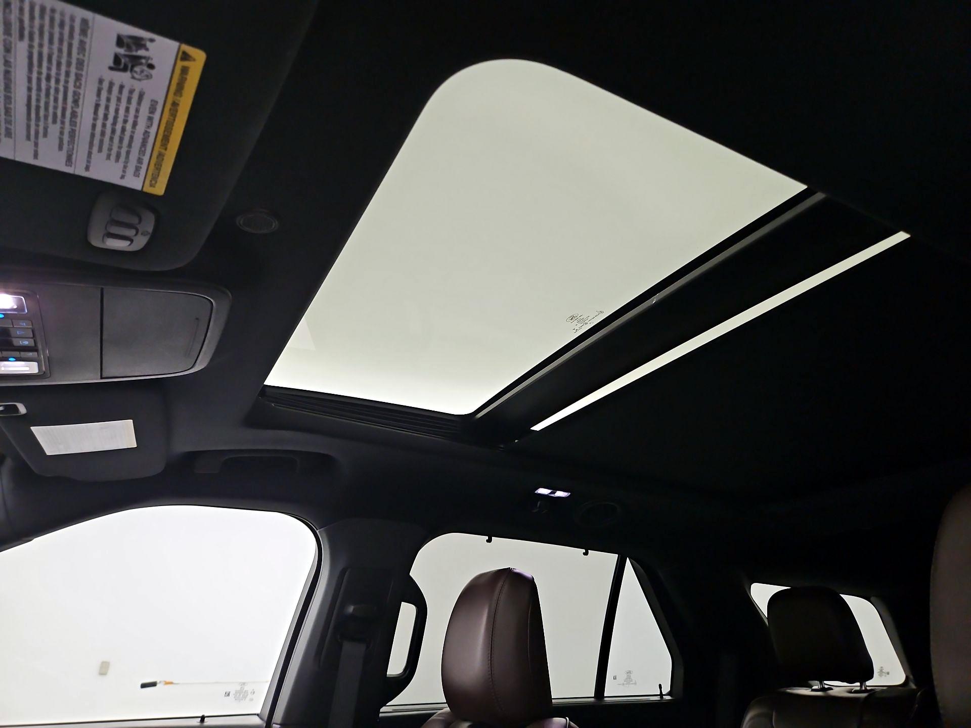 Thumbnail: 2020 Ford Explorer - 20