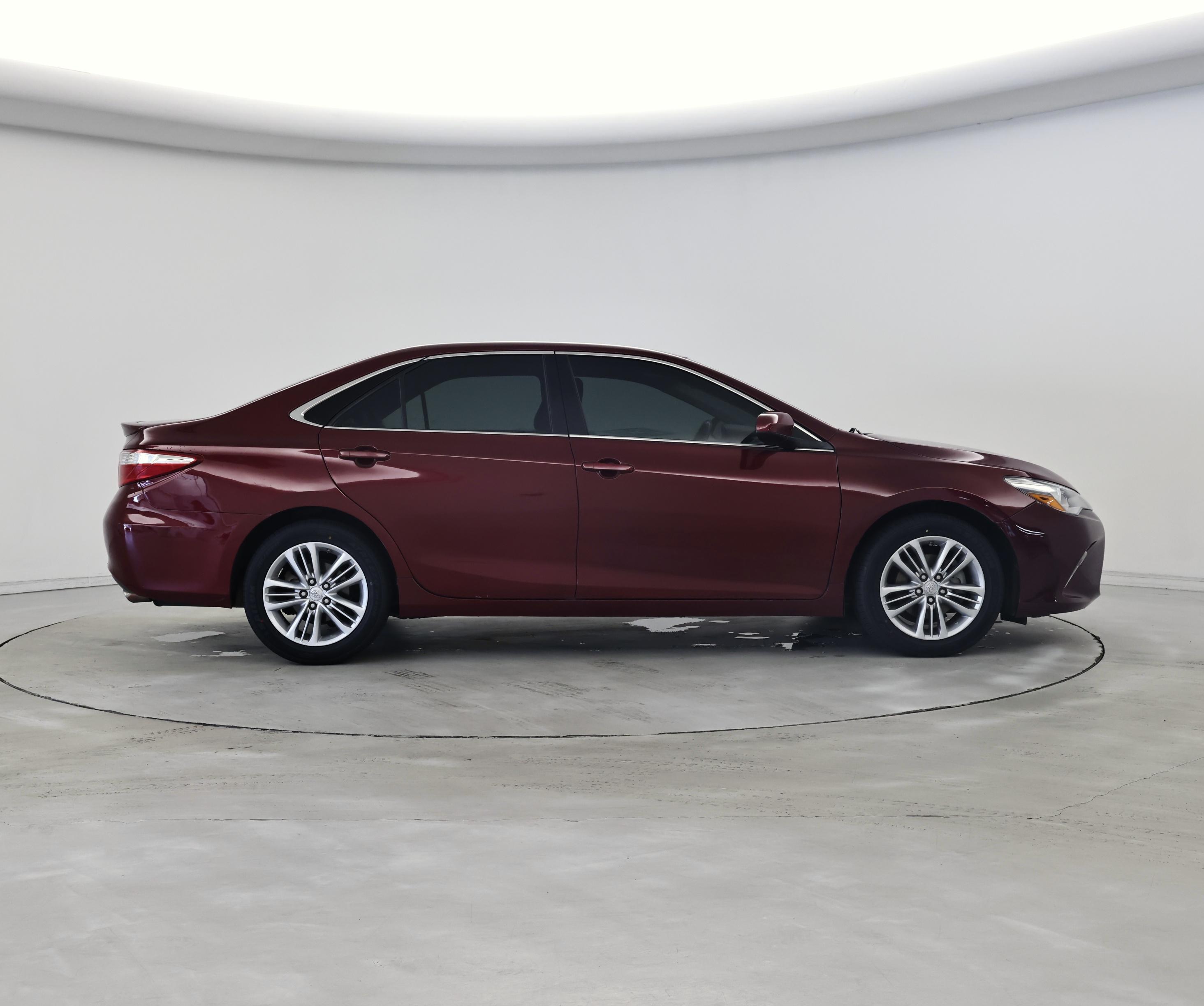 Thumbnail: 2017 Toyota Camry - 7