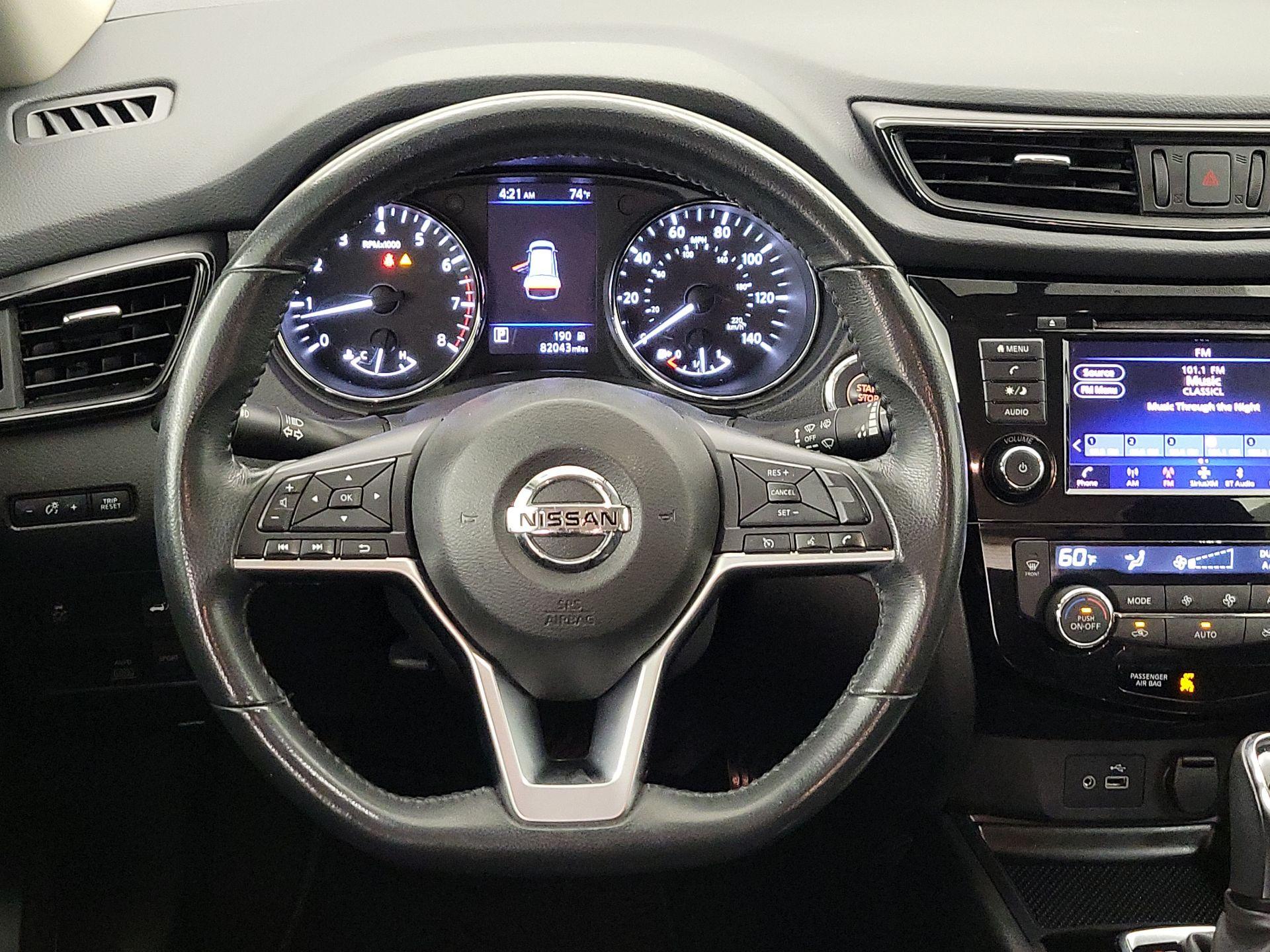 Thumbnail: 2018 Nissan Rogue - 10