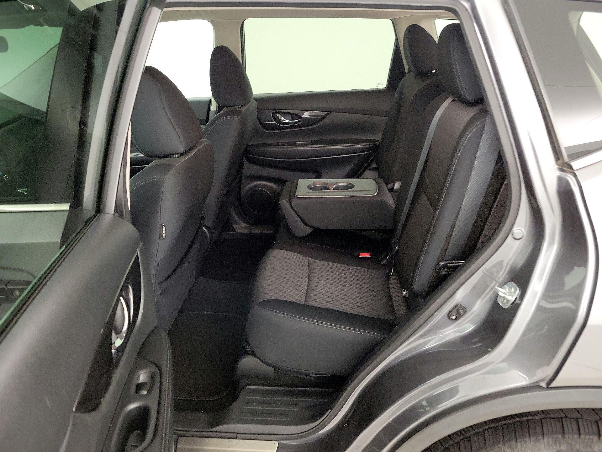 Thumbnail: 2018 Nissan Rogue - 19