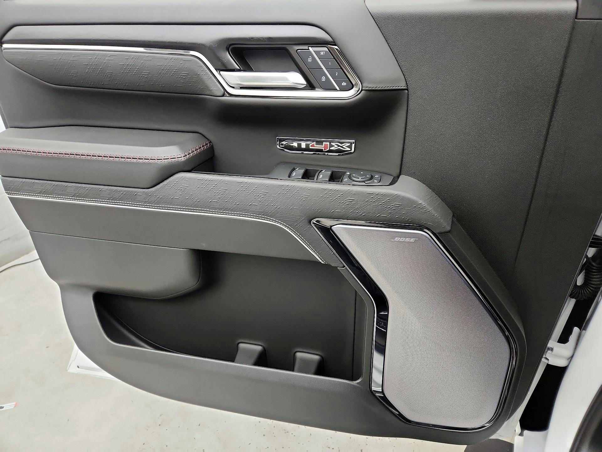 Thumbnail: 2024 GMC Sierra 1500 - 12