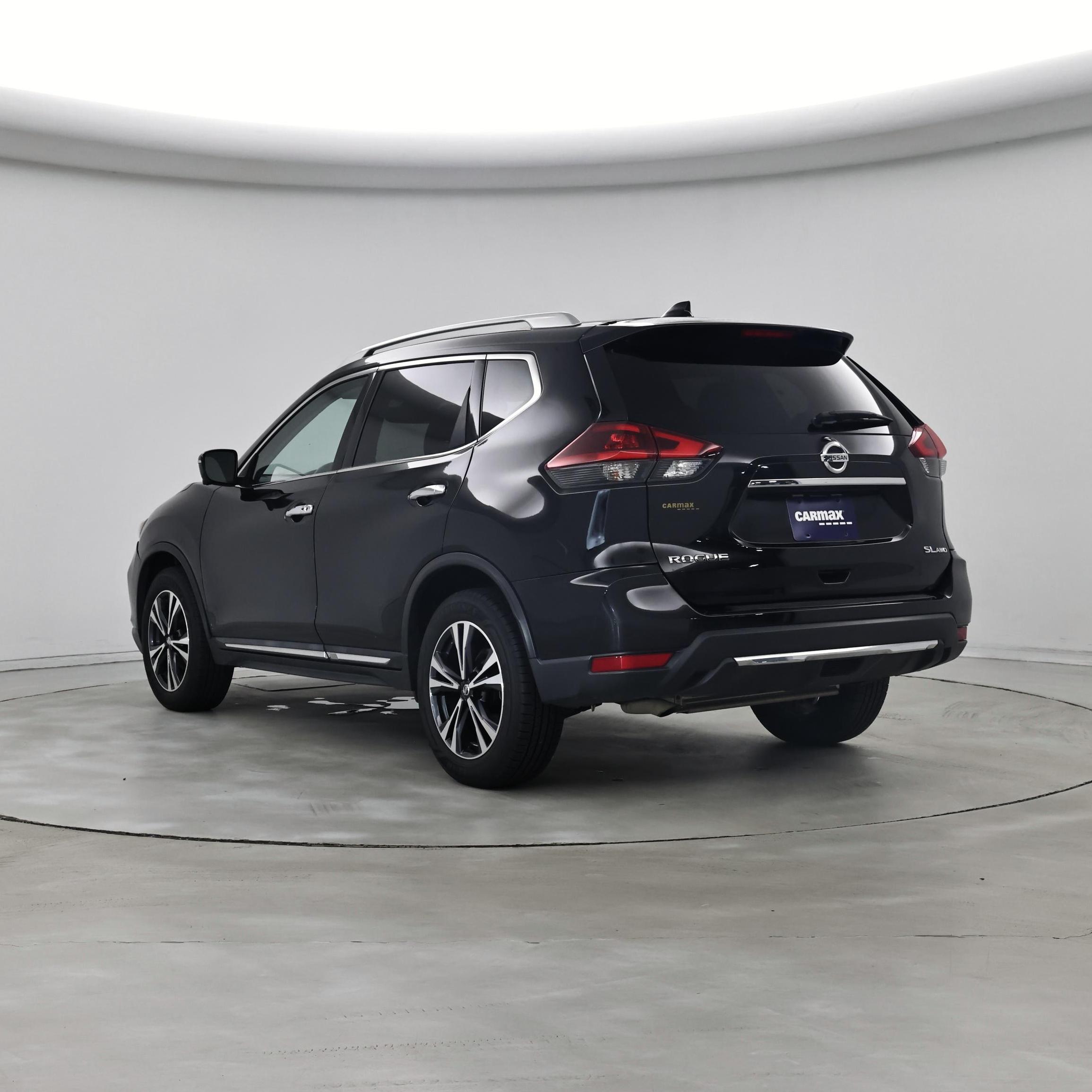 Thumbnail: 2018 Nissan Rogue - 2