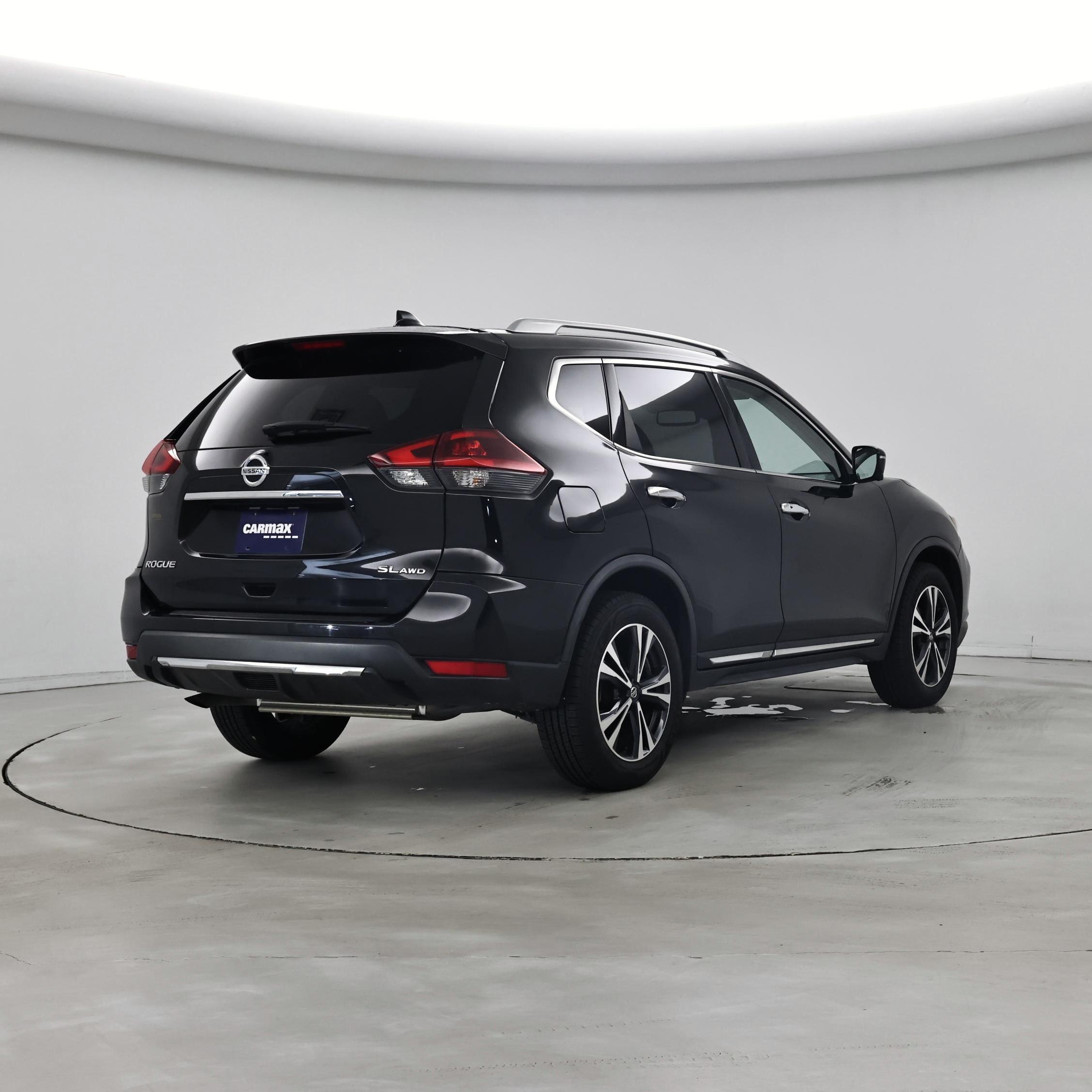 Thumbnail: 2018 Nissan Rogue - 8