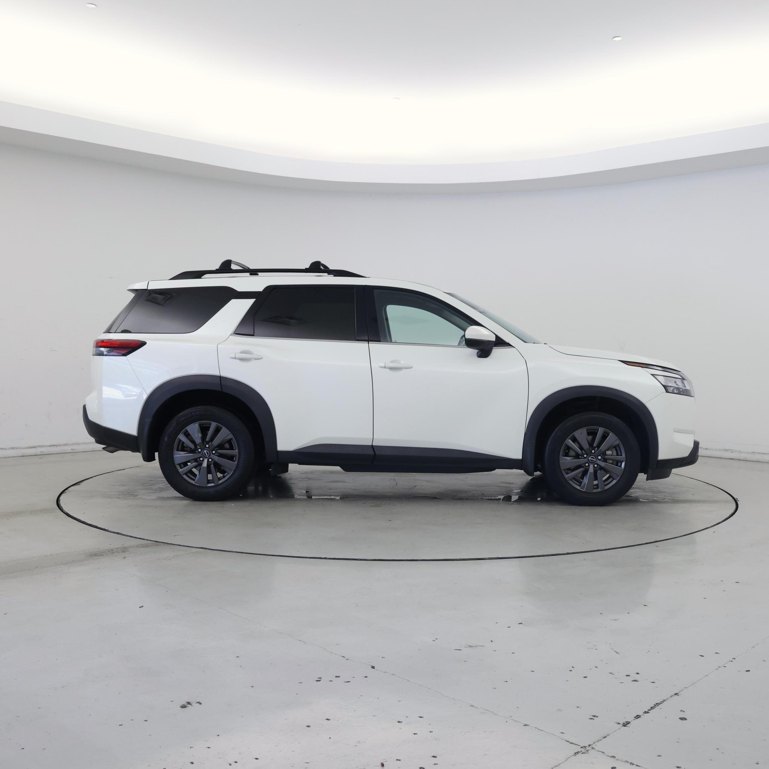 Thumbnail: 2022 Nissan Pathfinder - 7