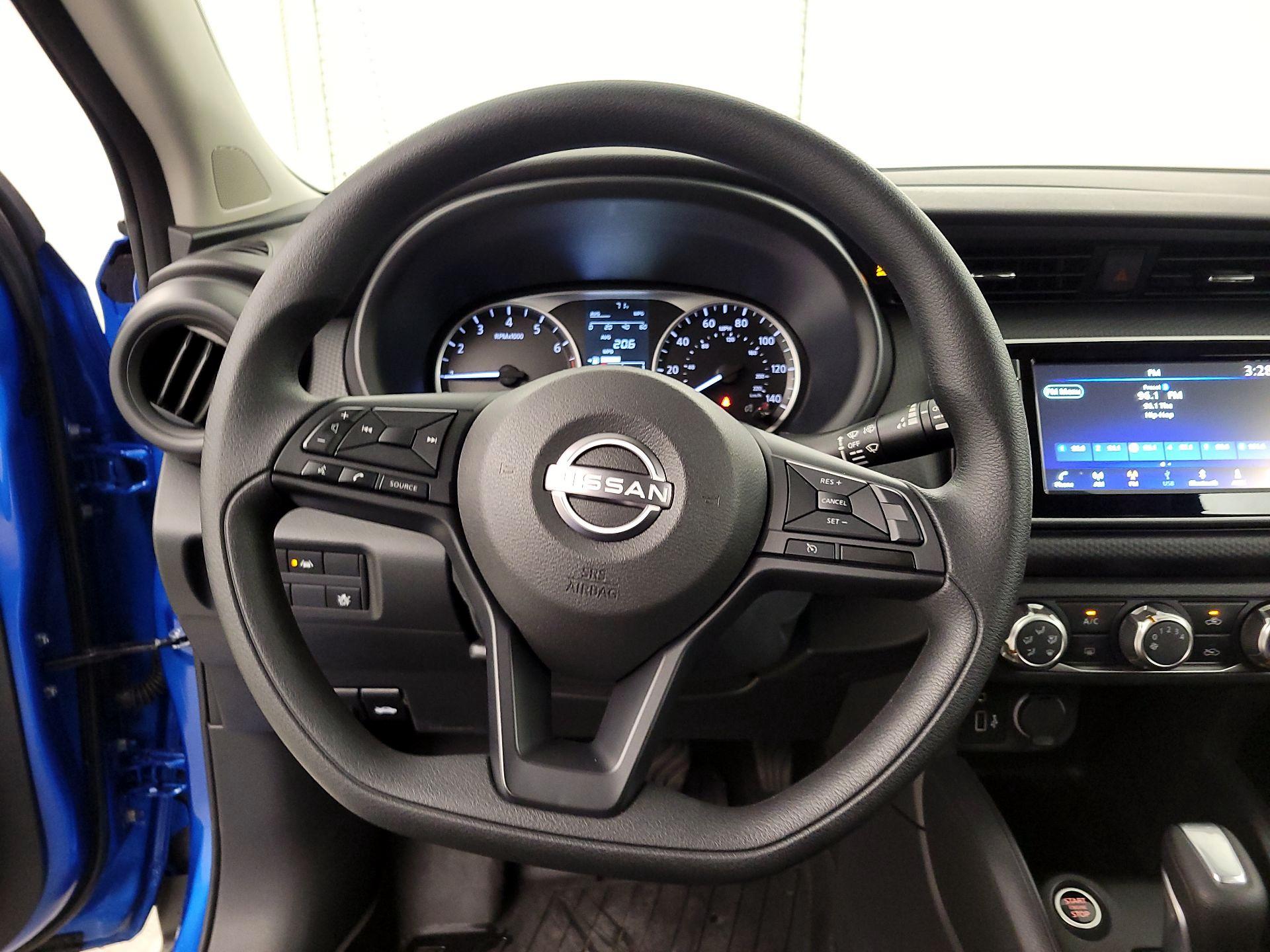 Thumbnail: 2024 Nissan Kicks - 10