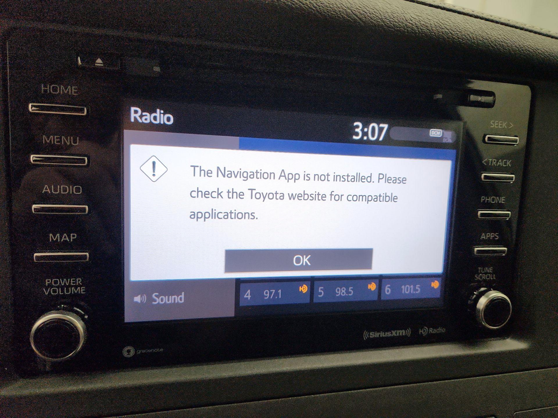 Thumbnail: 2020 Toyota Sienna - 14