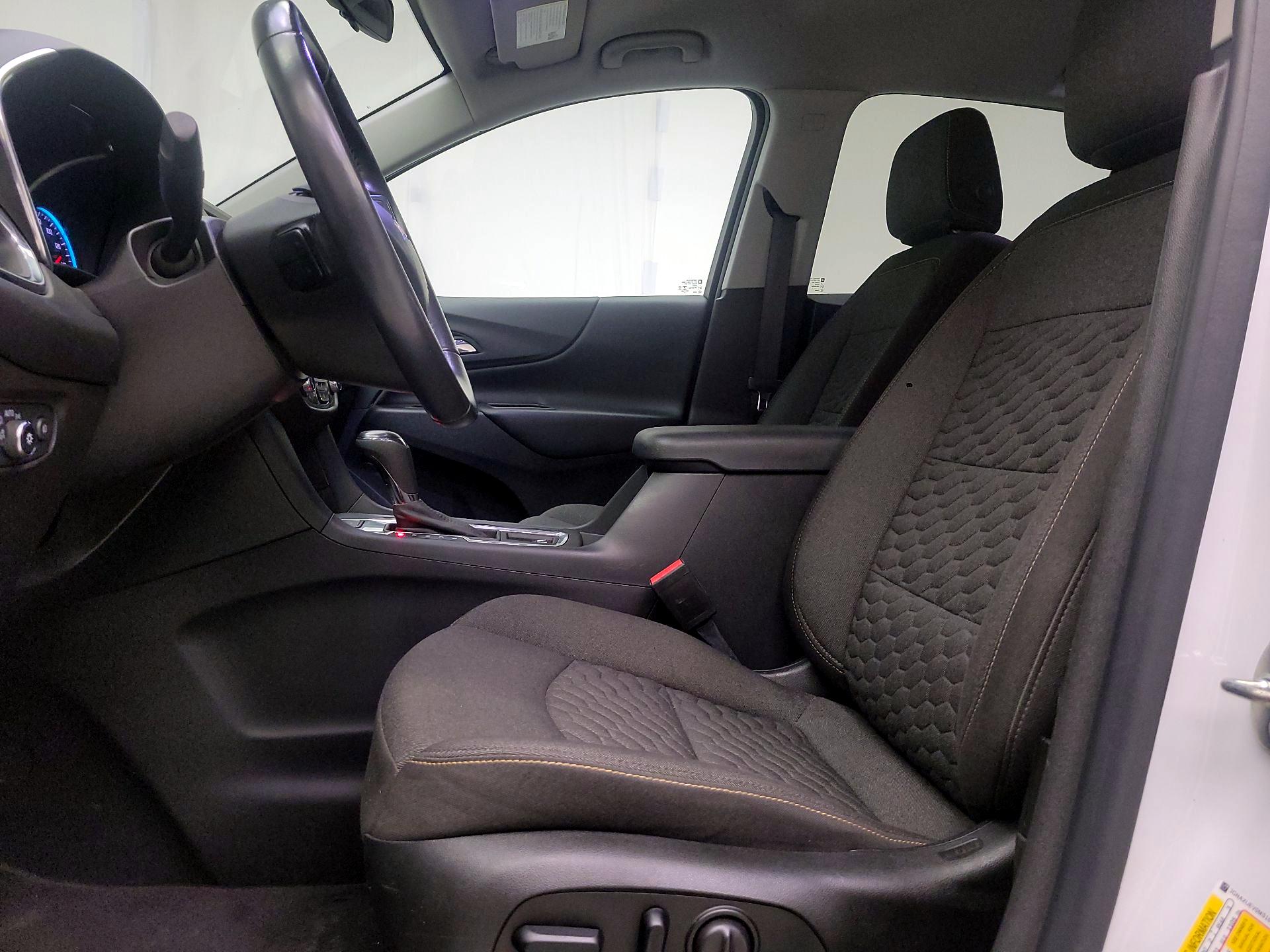 Thumbnail: 2021 Chevrolet Equinox - 11