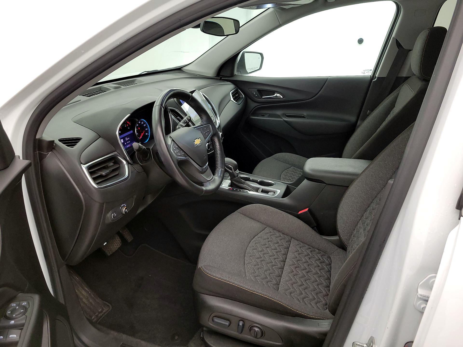 Thumbnail: 2022 Chevrolet Equinox - 11