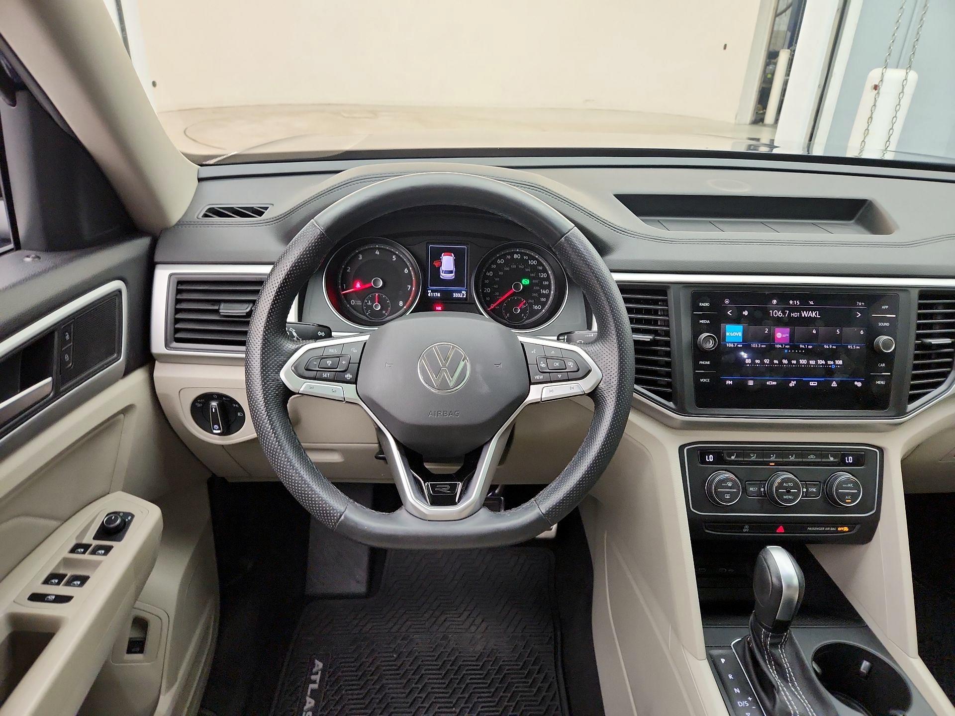 Thumbnail: 2021 Volkswagen Atlas - 10