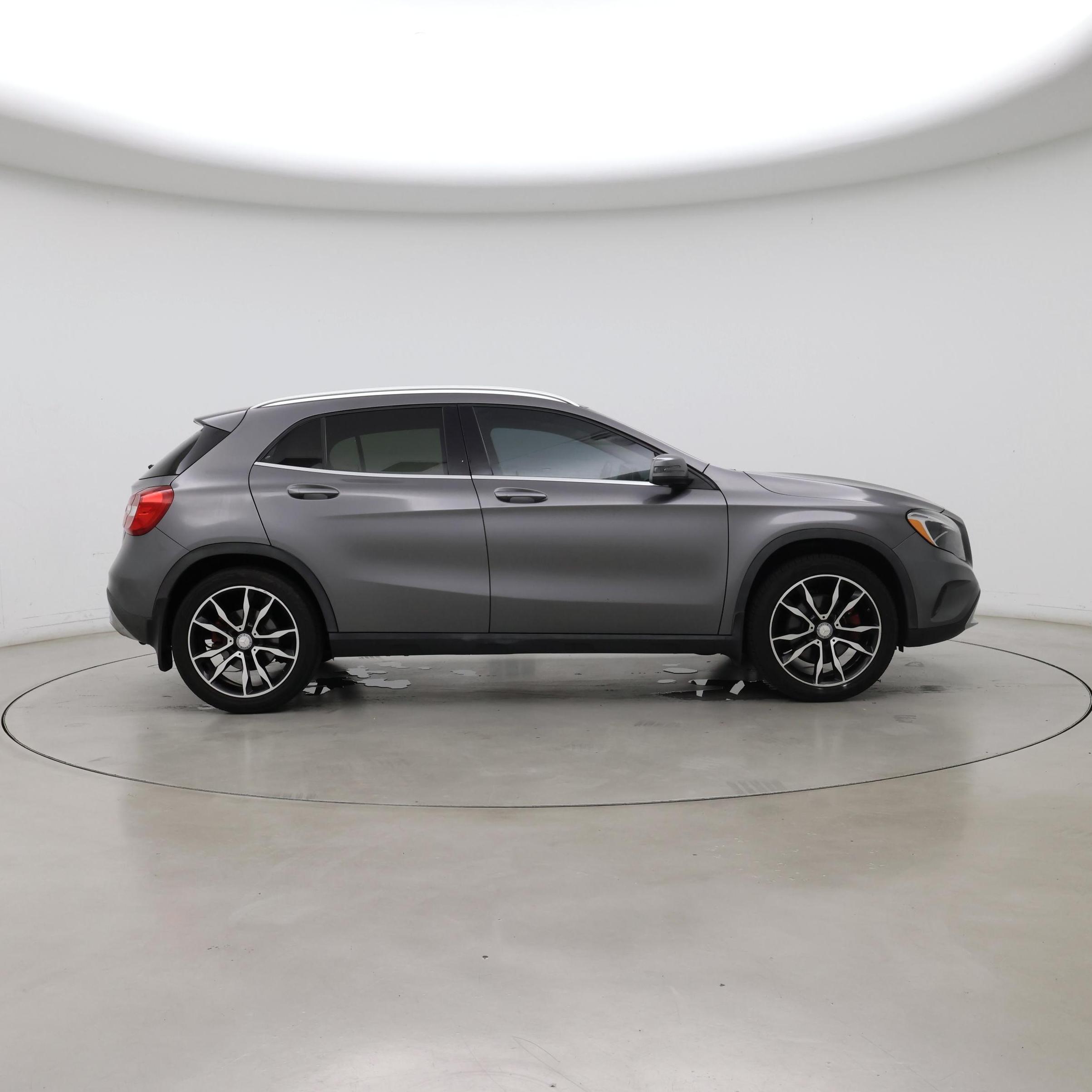 Thumbnail: 2015 Mercedes-Benz GLA - 7