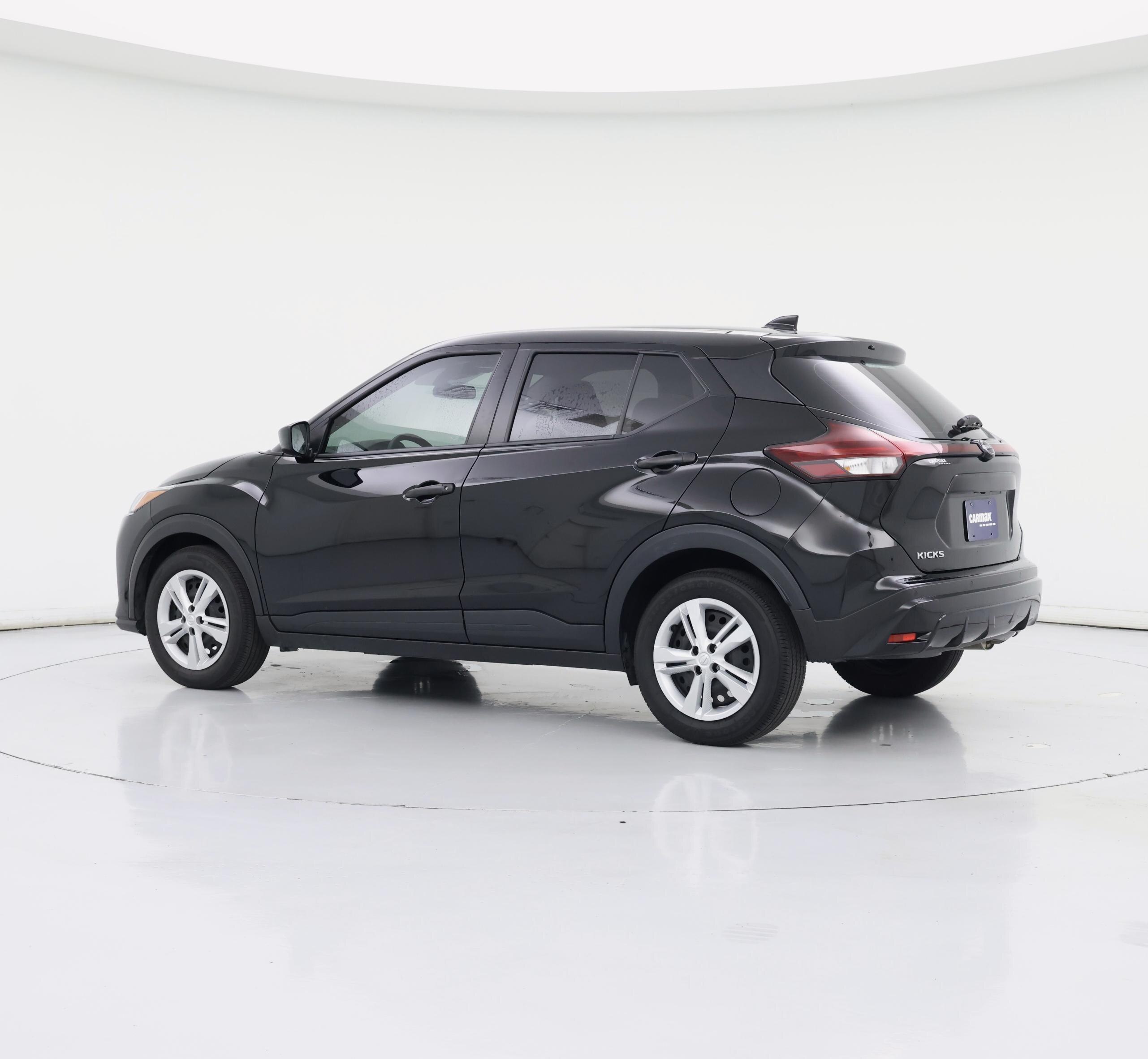 Thumbnail: 2024 Nissan Kicks - 3