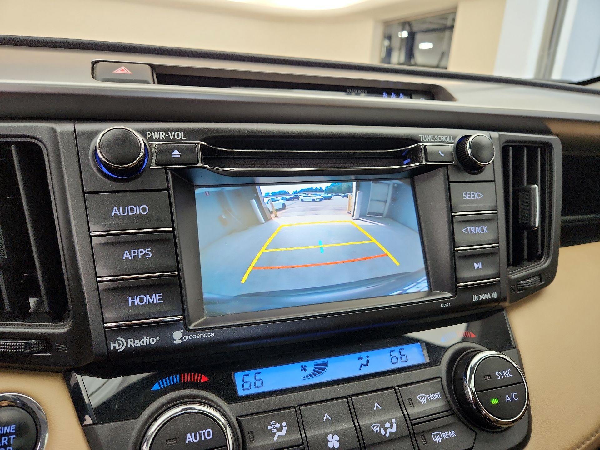 Thumbnail: 2018 Toyota RAV4 - 14