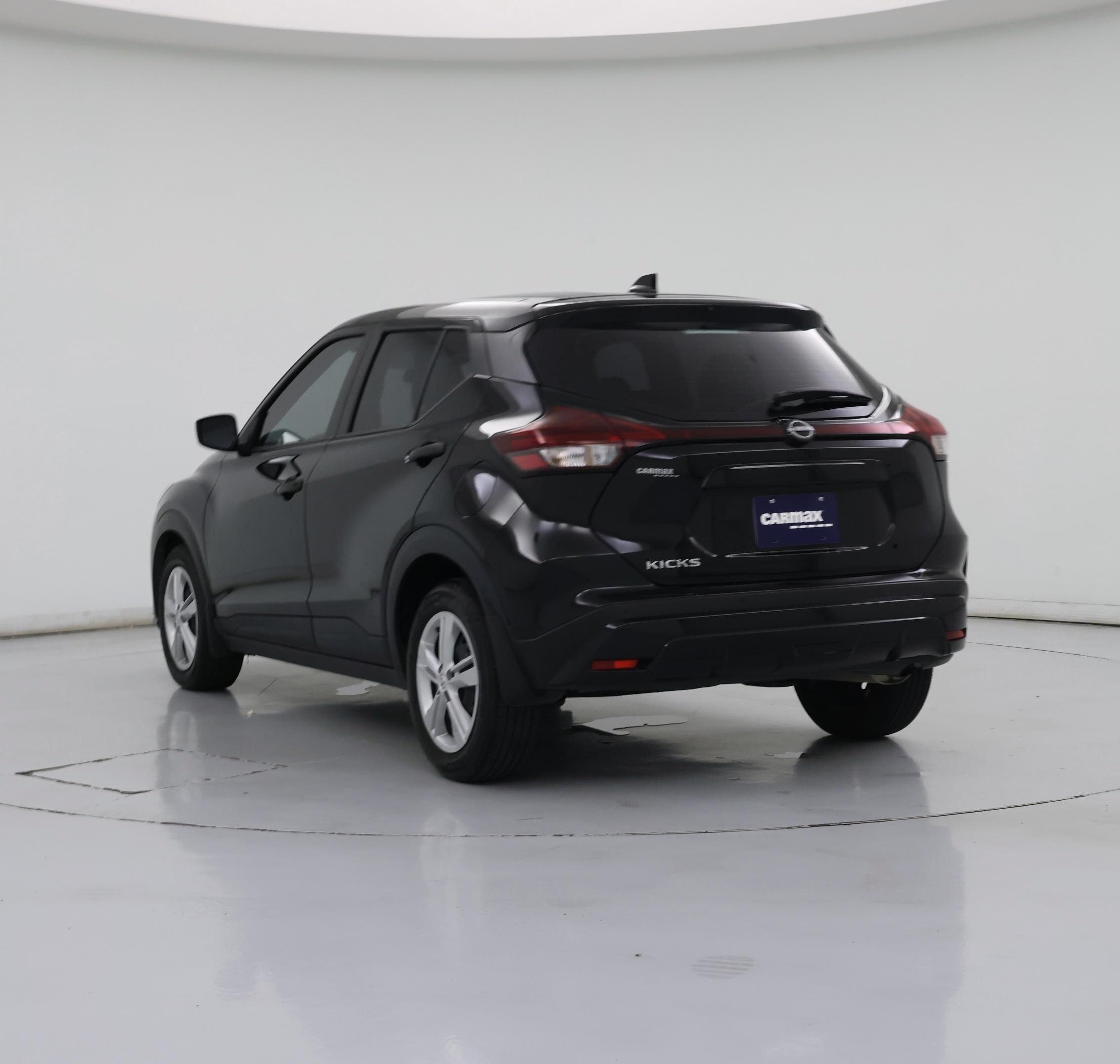 Thumbnail: 2024 Nissan Kicks - 2