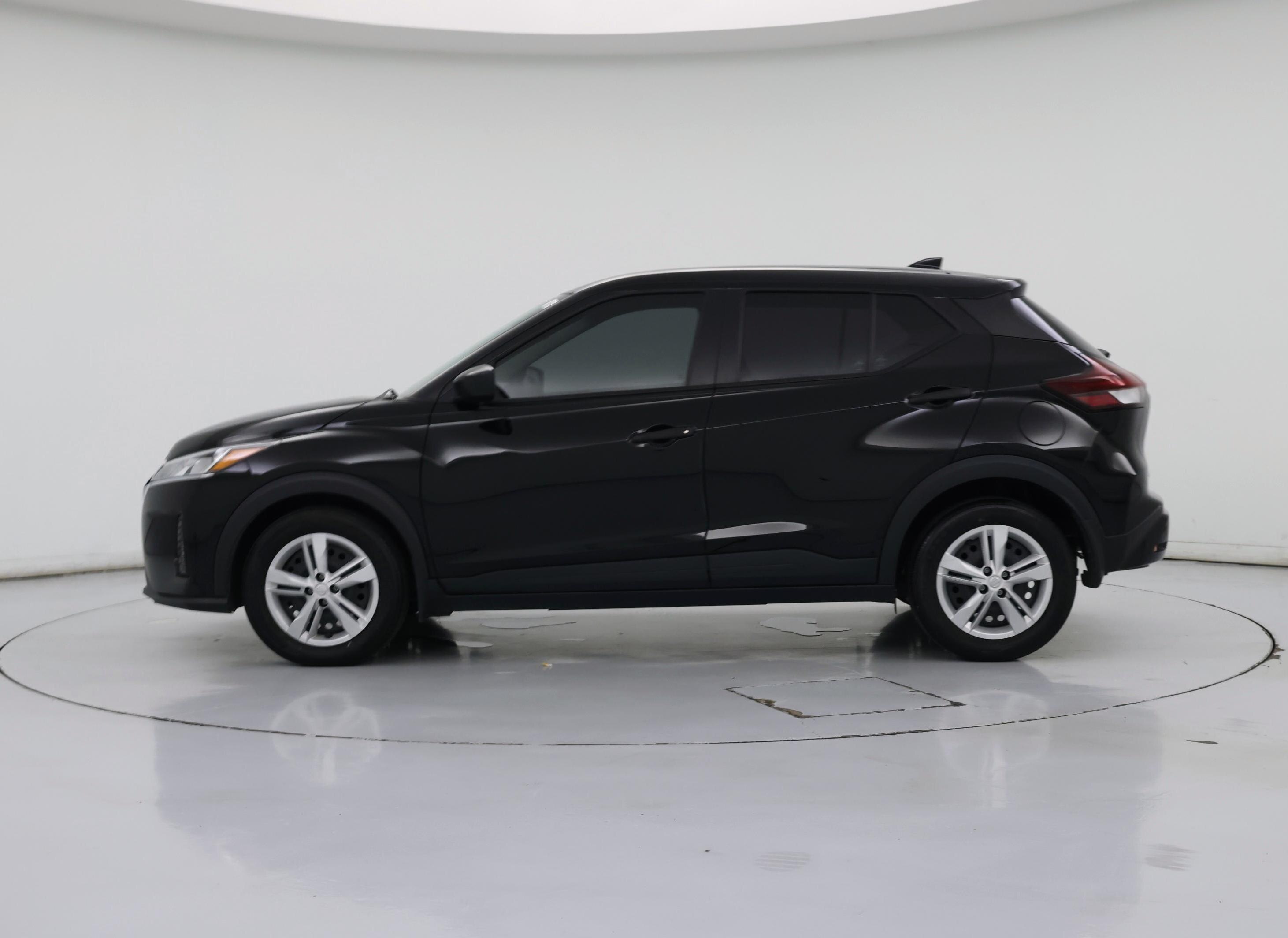 Thumbnail: 2024 Nissan Kicks - 3