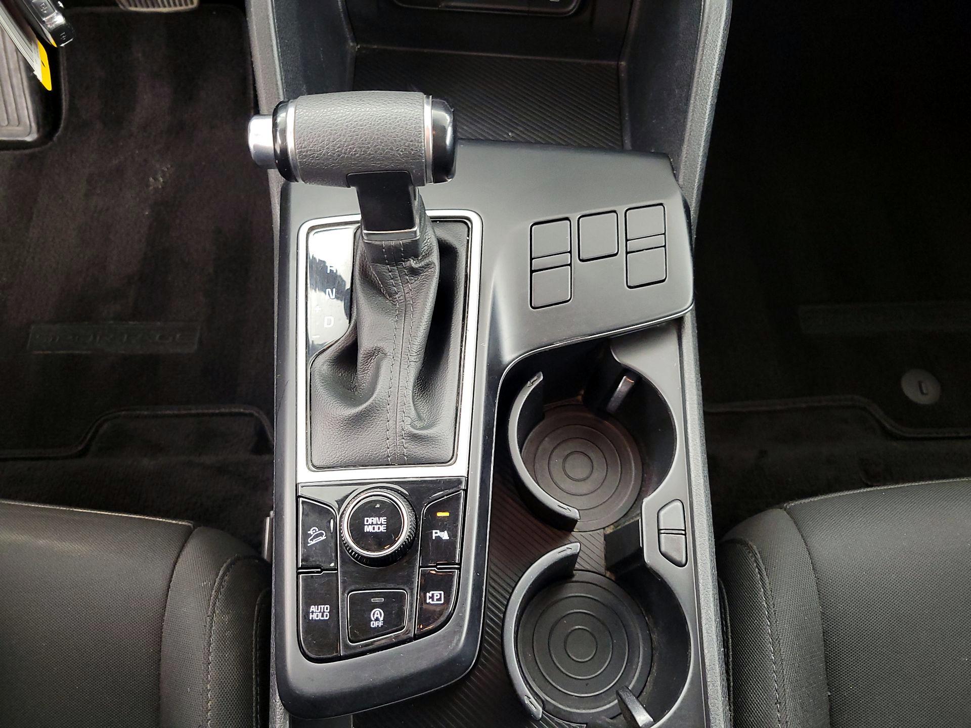 Thumbnail: 2023 Kia Sportage - 17