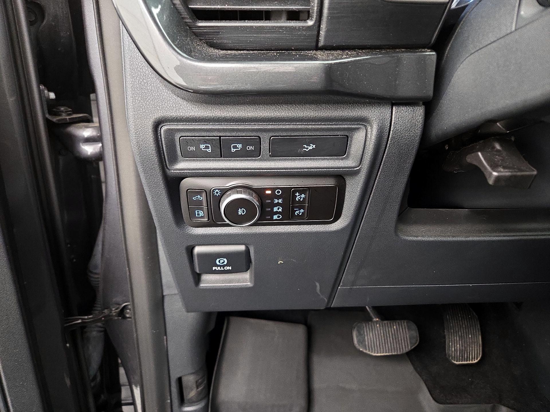 Thumbnail: 2023 Ford F-150 - 13
