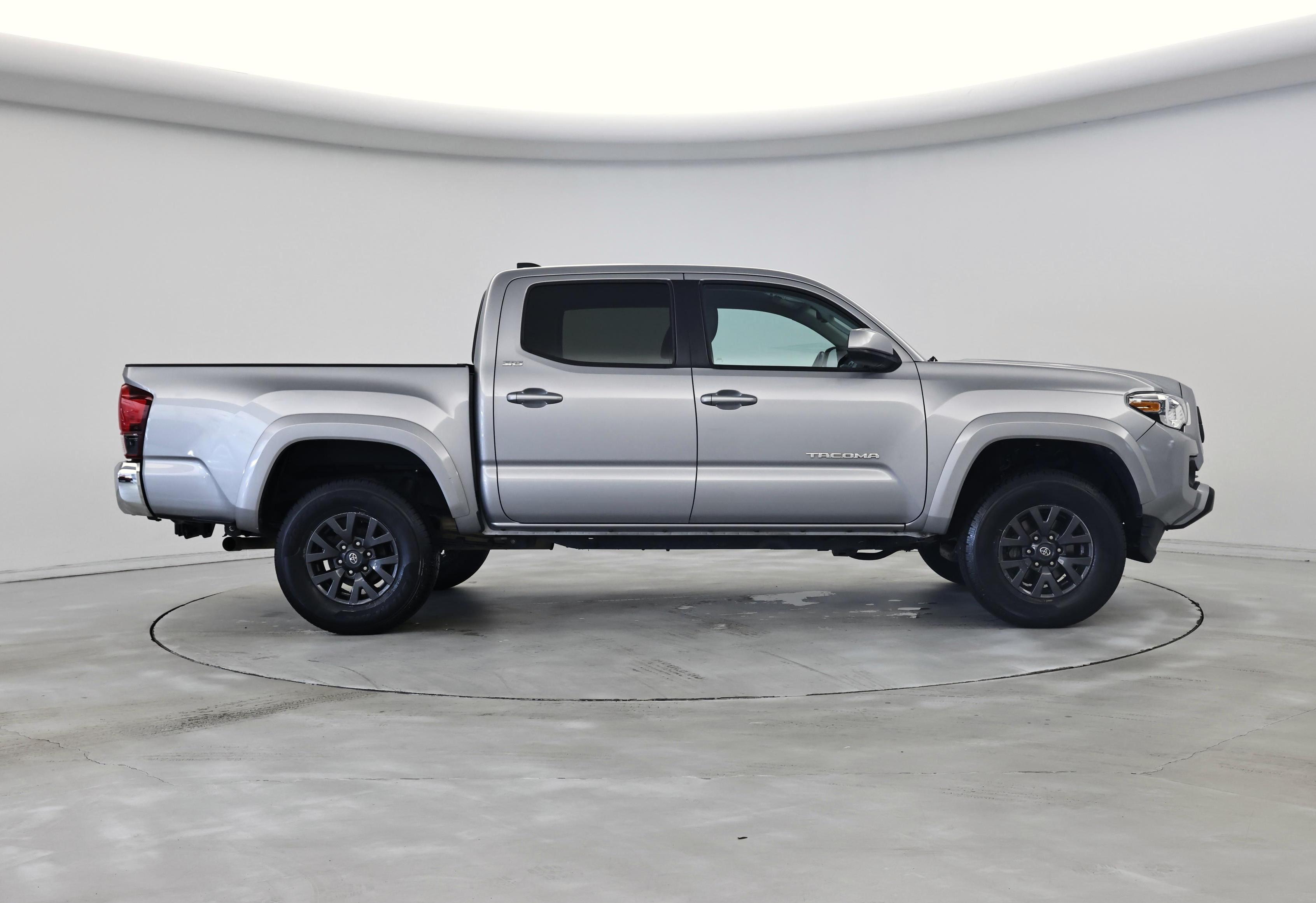 Thumbnail: 2021 Toyota Tacoma - 7