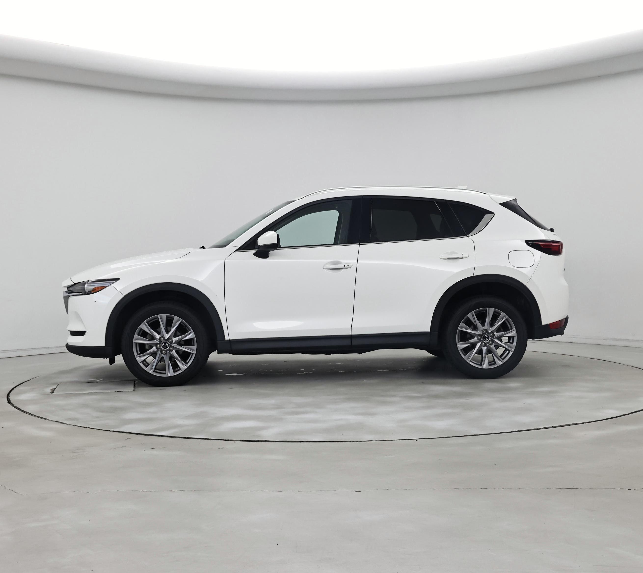 Thumbnail: 2020 Mazda CX-5 - 3