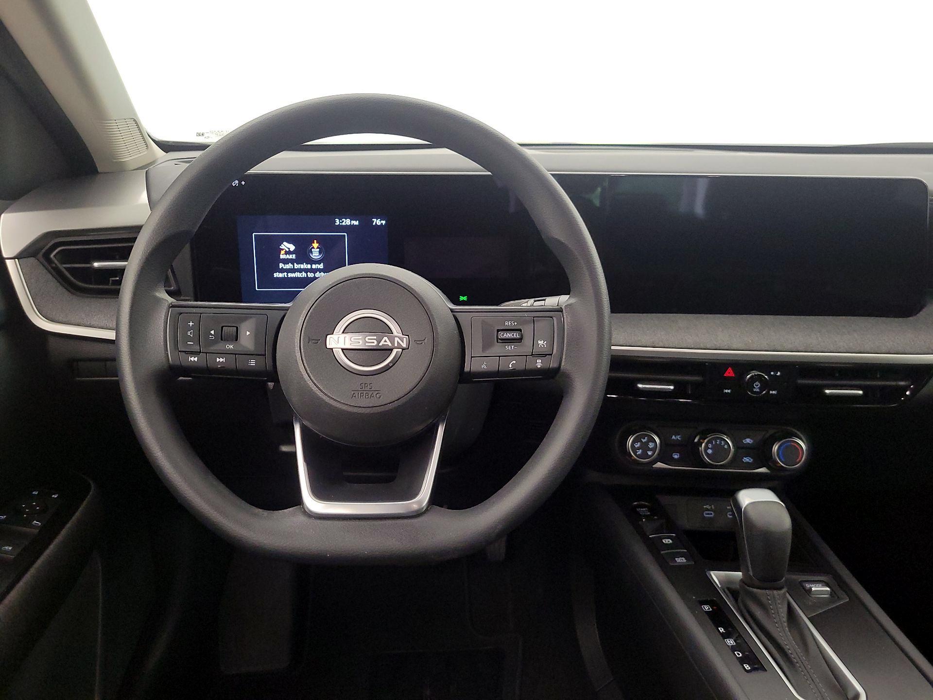 Thumbnail: 2025 Nissan Kicks - 10