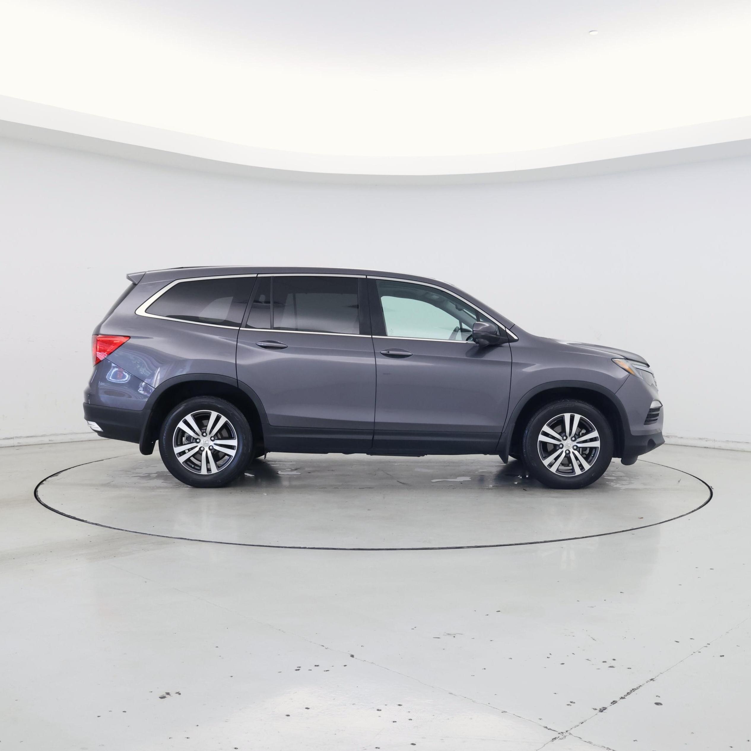Thumbnail: 2018 Honda Pilot - 7