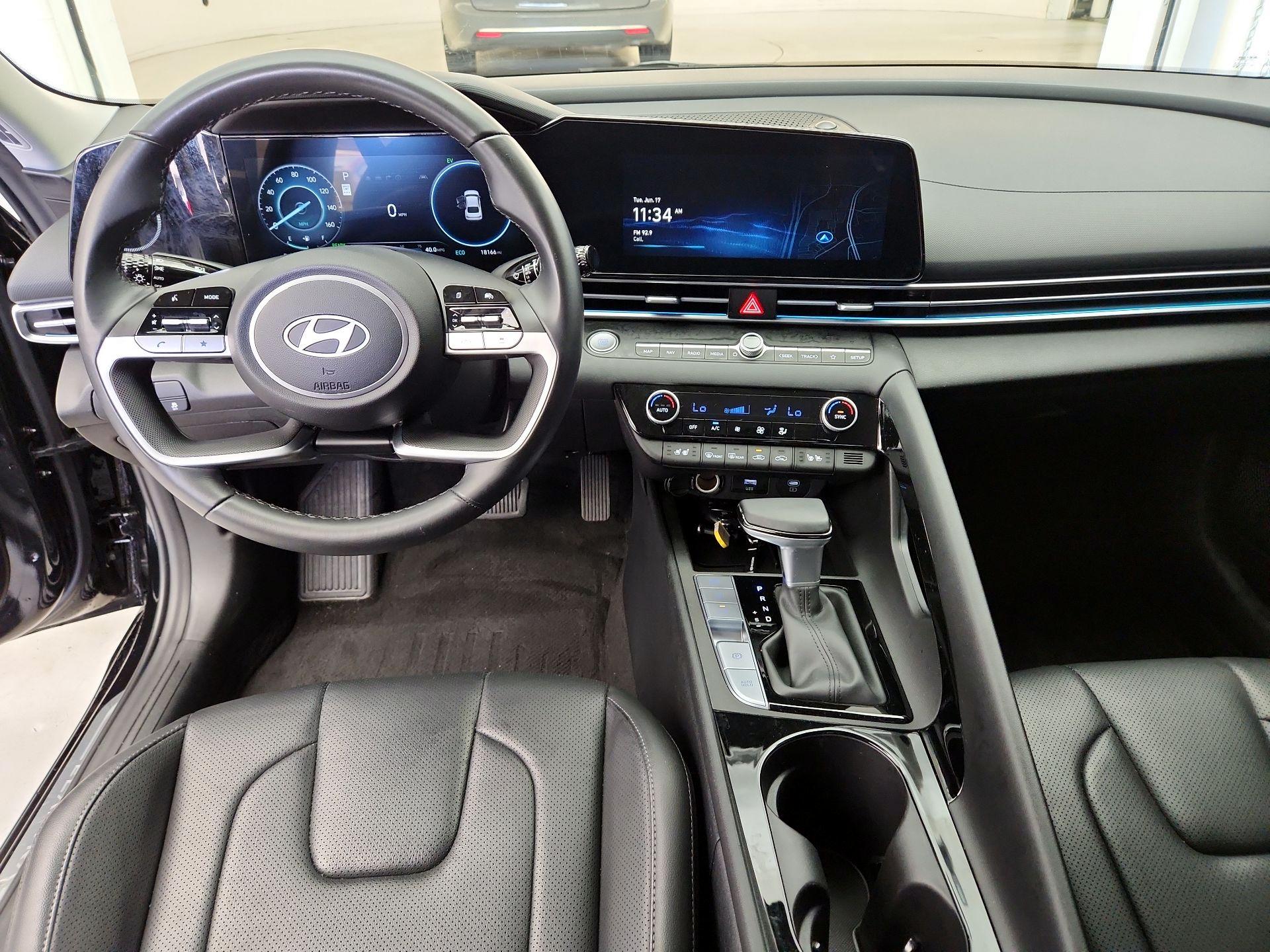 Thumbnail: 2024 Hyundai Elantra - 9