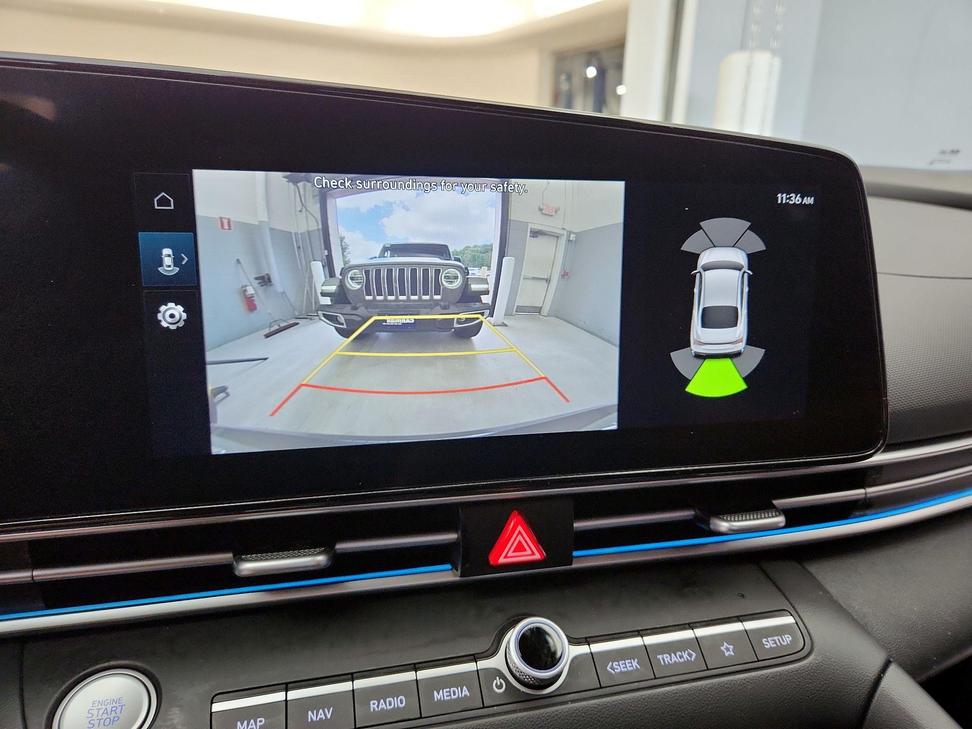 Thumbnail: 2024 Hyundai Elantra - 15