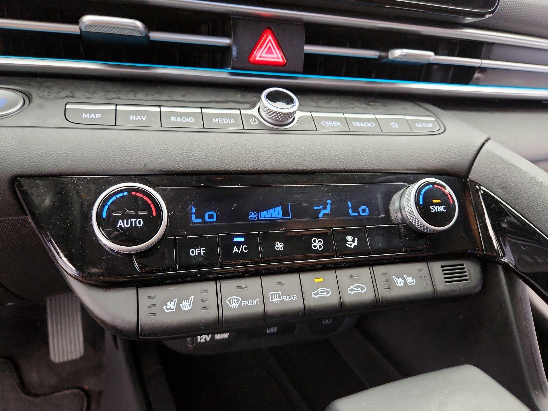 Thumbnail: 2024 Hyundai Elantra - 17