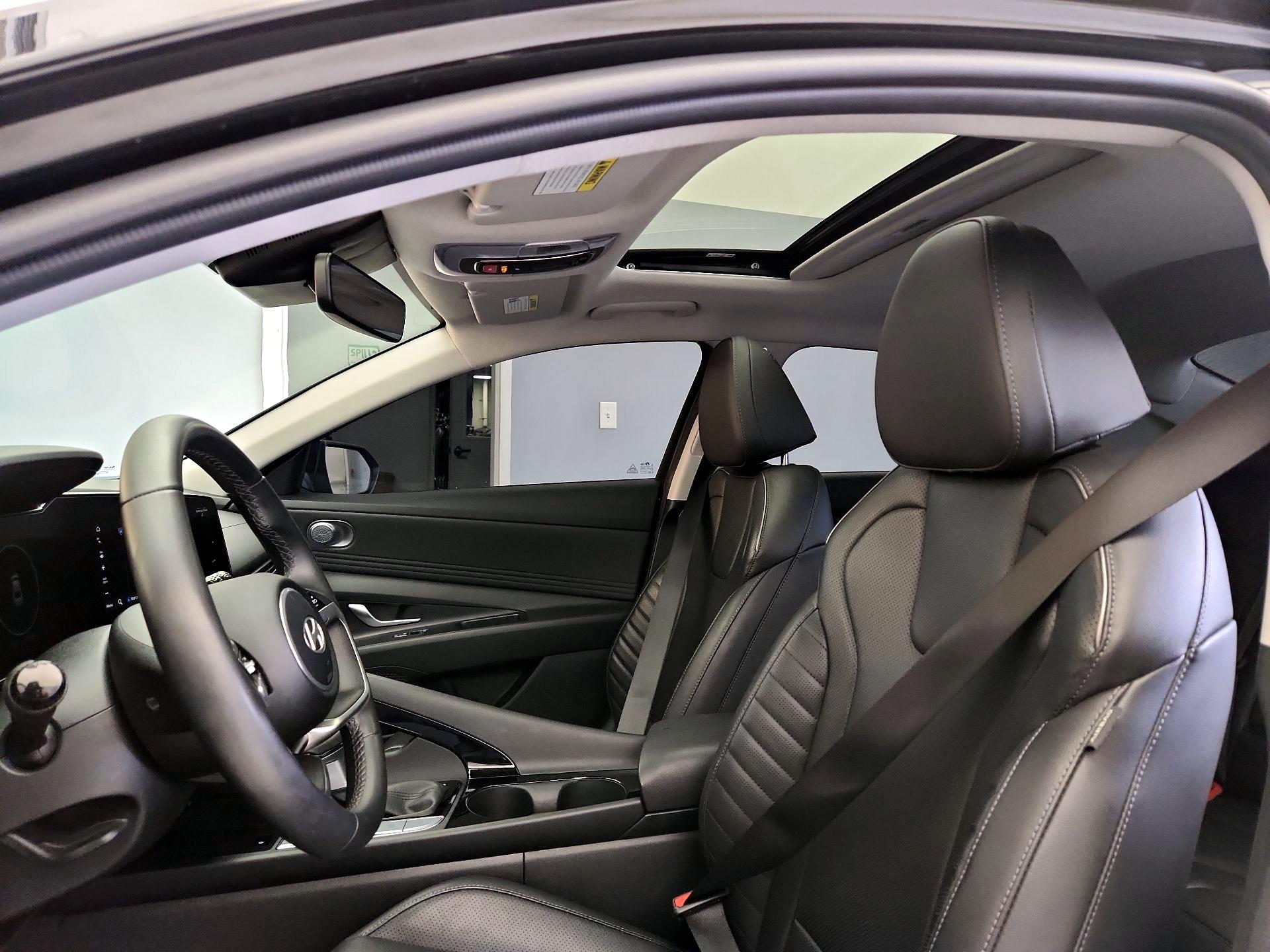 Thumbnail: 2024 Hyundai Elantra - 20