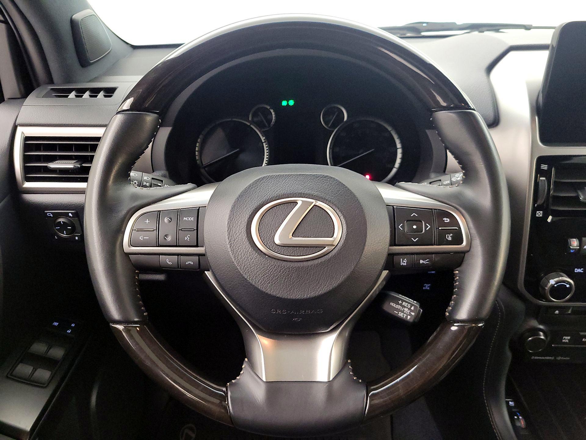 Thumbnail: 2023 Lexus GX - 10
