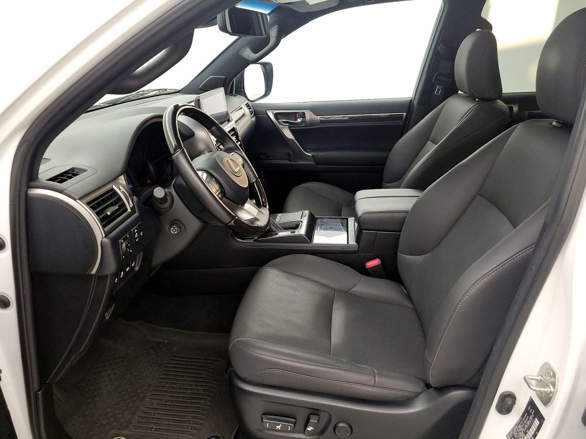 Thumbnail: 2023 Lexus GX - 11