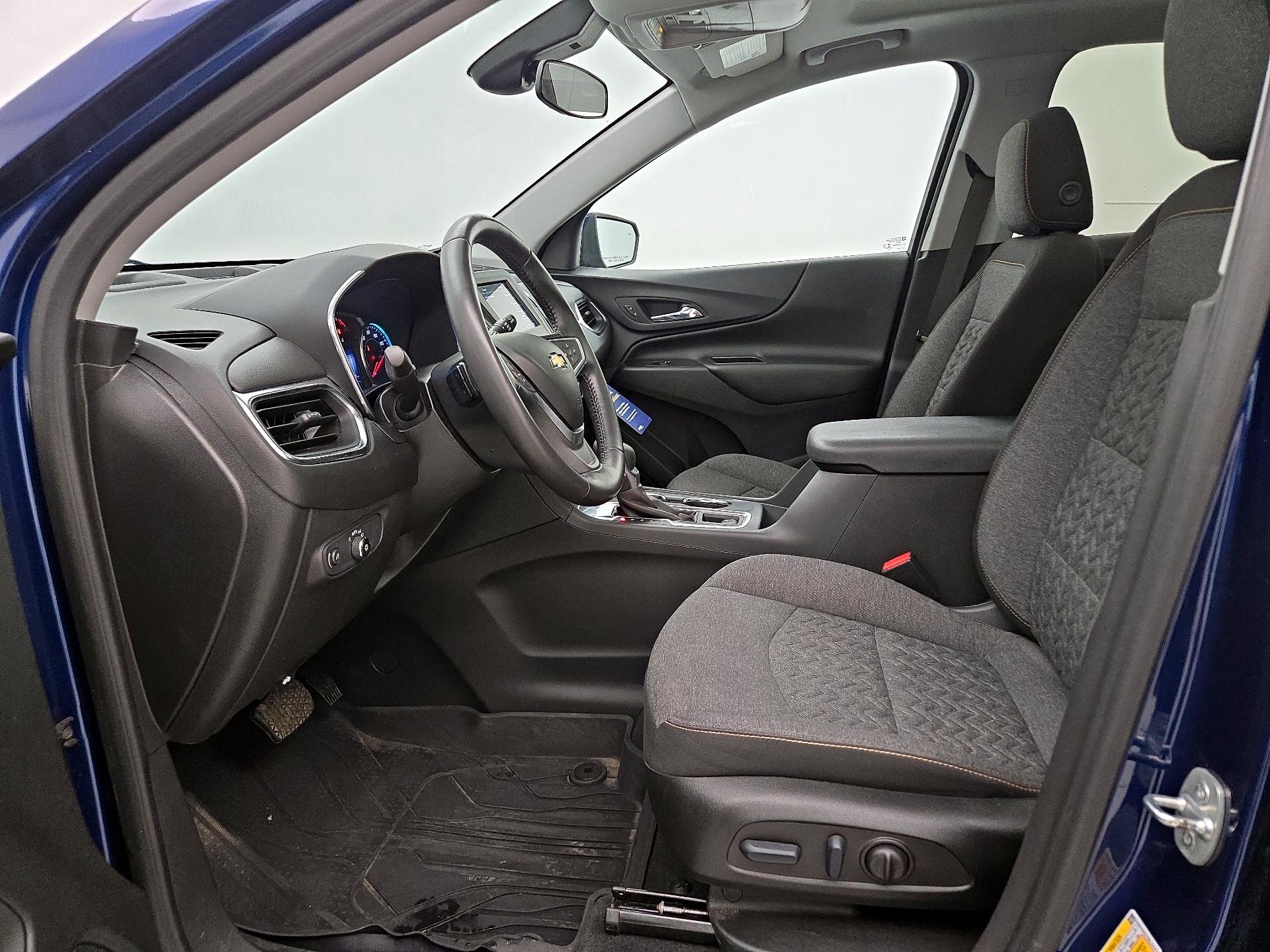 Thumbnail: 2022 Chevrolet Equinox - 11