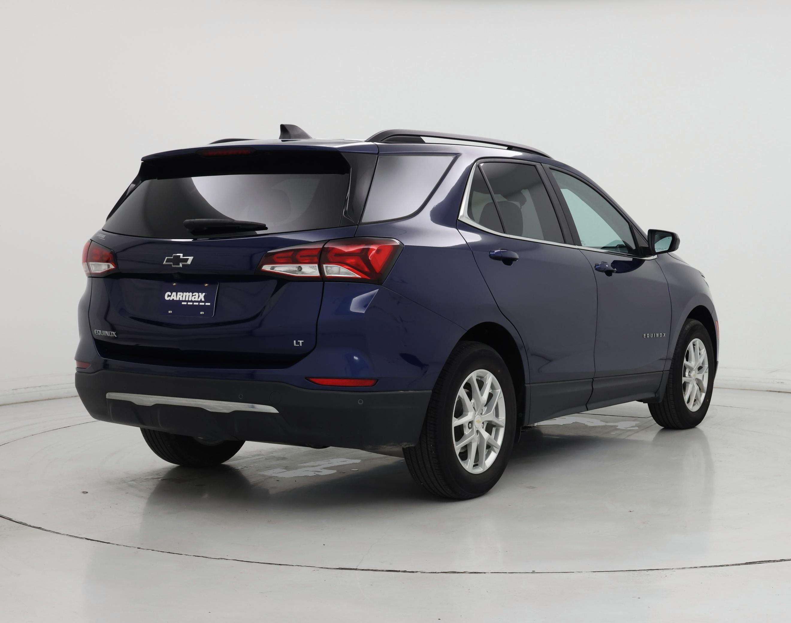 Thumbnail: 2022 Chevrolet Equinox - 8