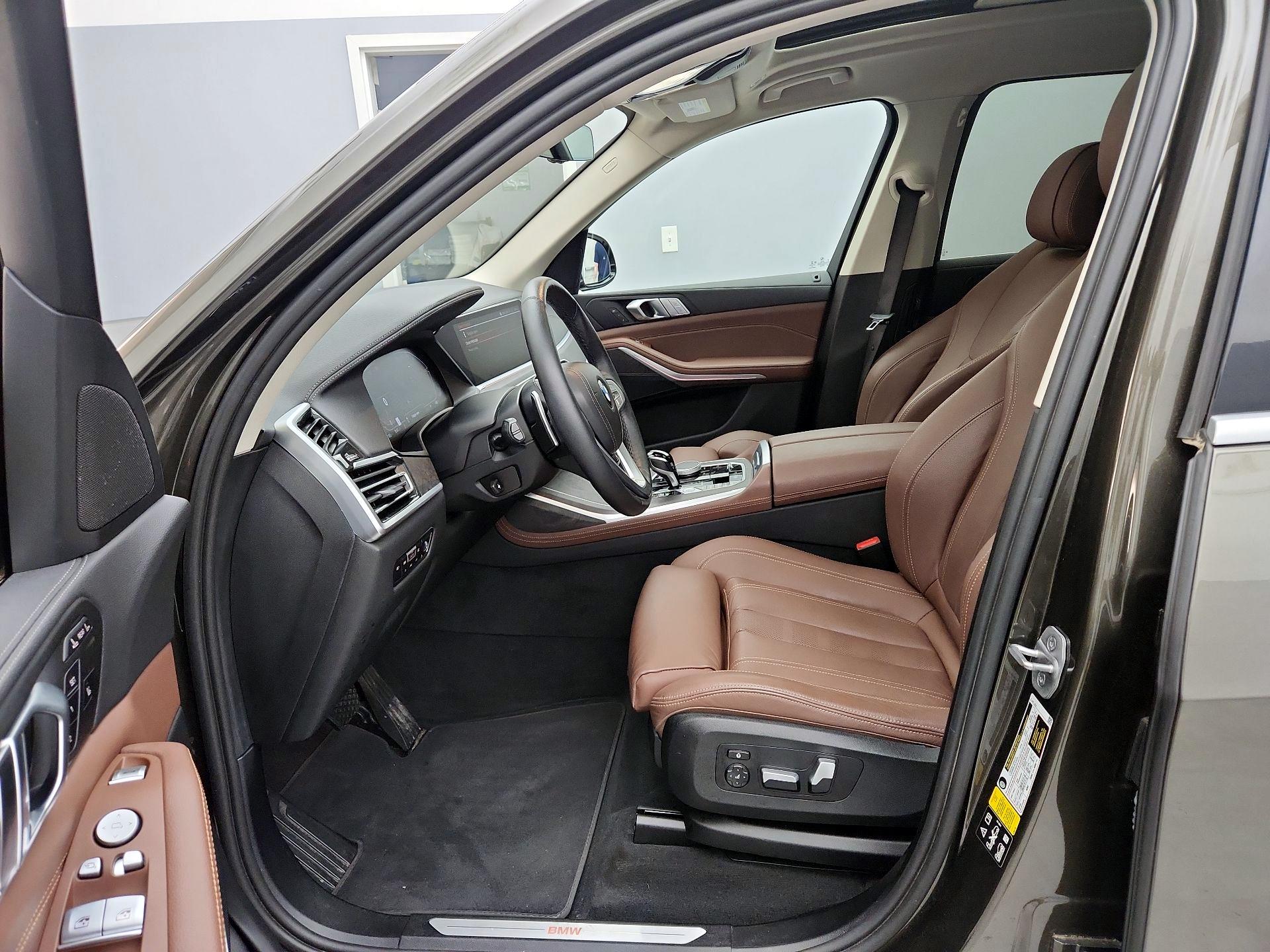 Thumbnail: 2022 BMW X7 - 11