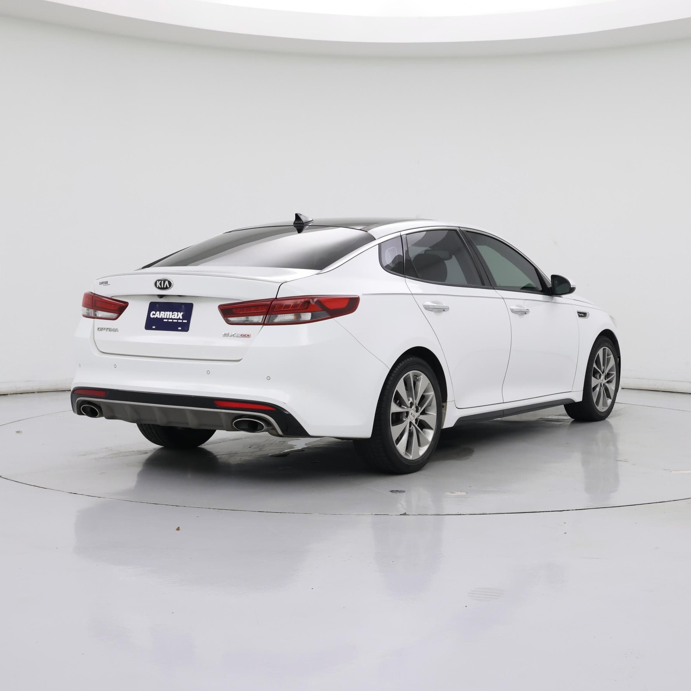 Thumbnail: 2016 Kia Optima - 8
