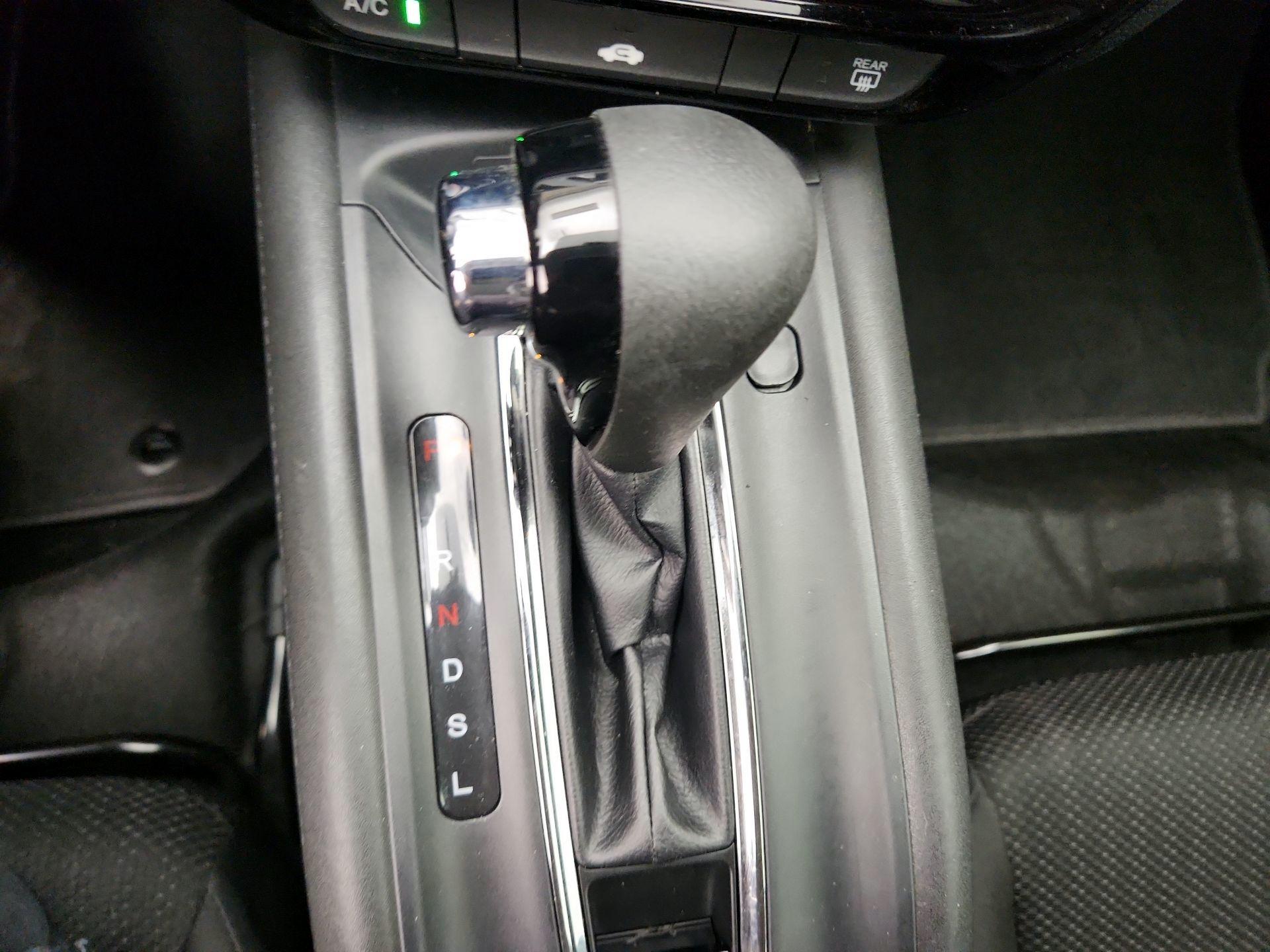 Thumbnail: 2018 Honda HR-V - 17