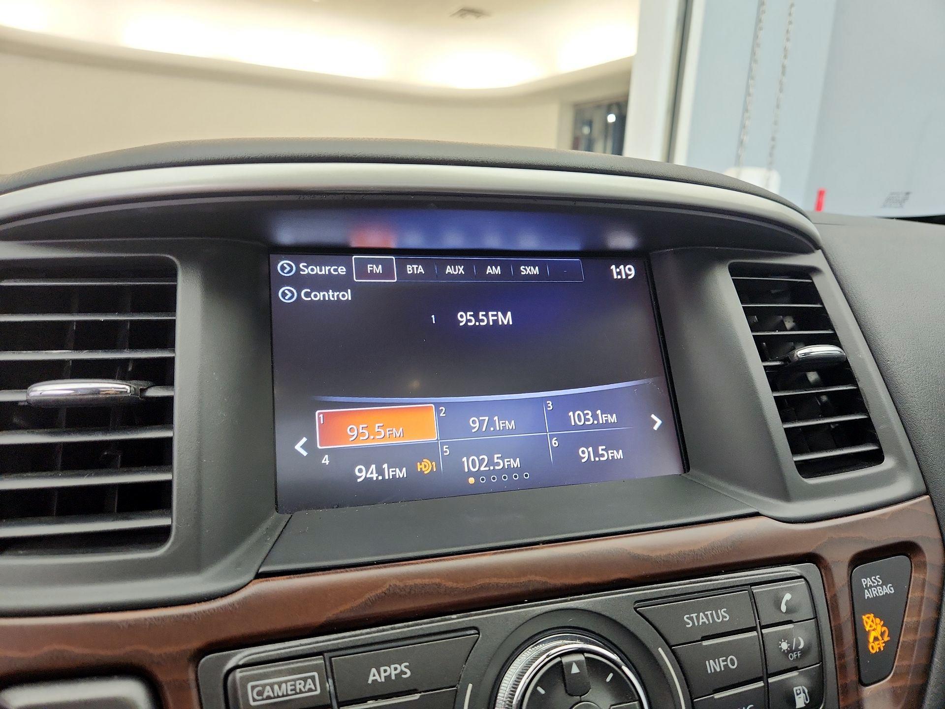 Thumbnail: 2018 Nissan Pathfinder - 16