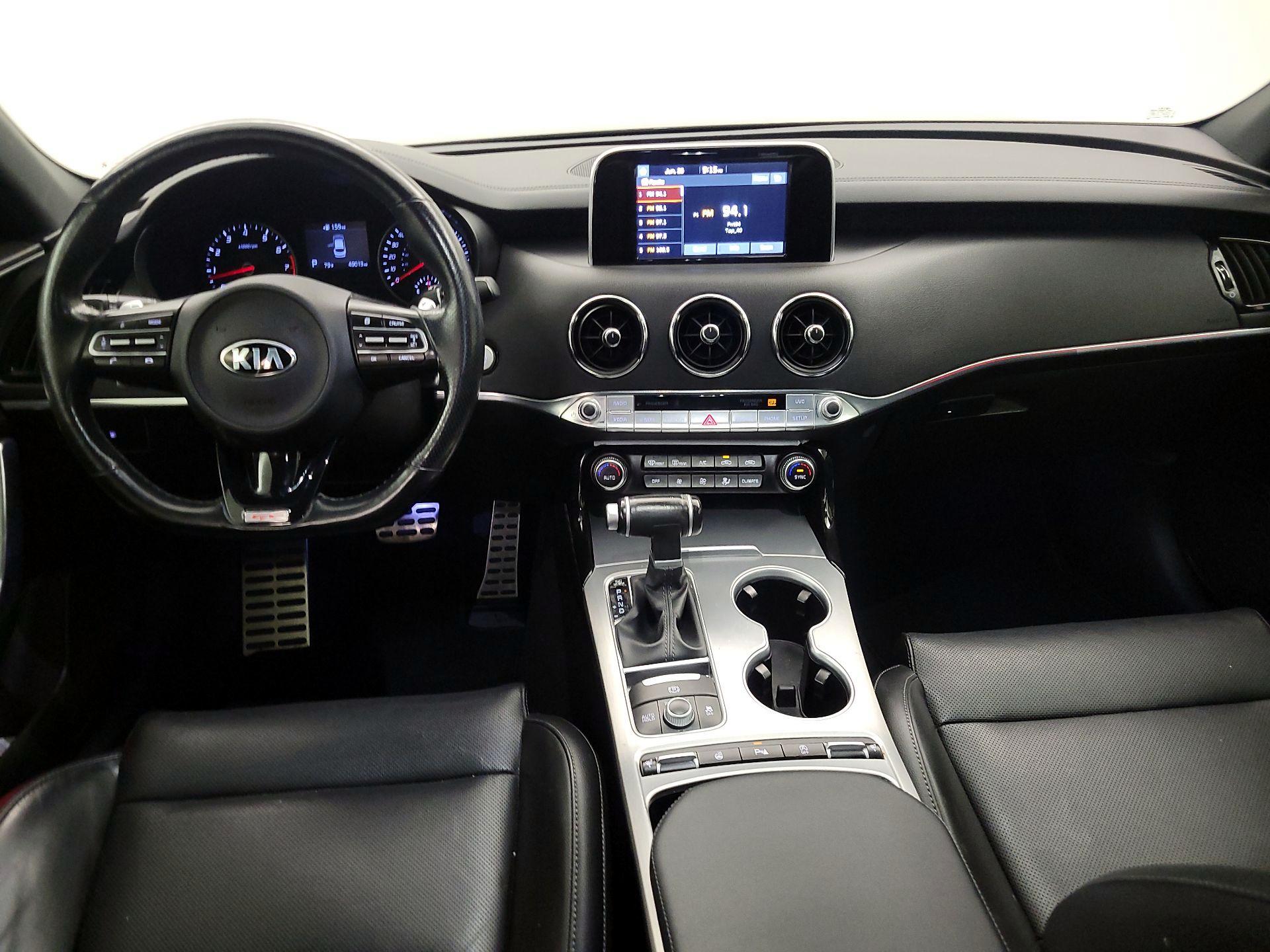 Thumbnail: 2020 Kia Stinger - 9