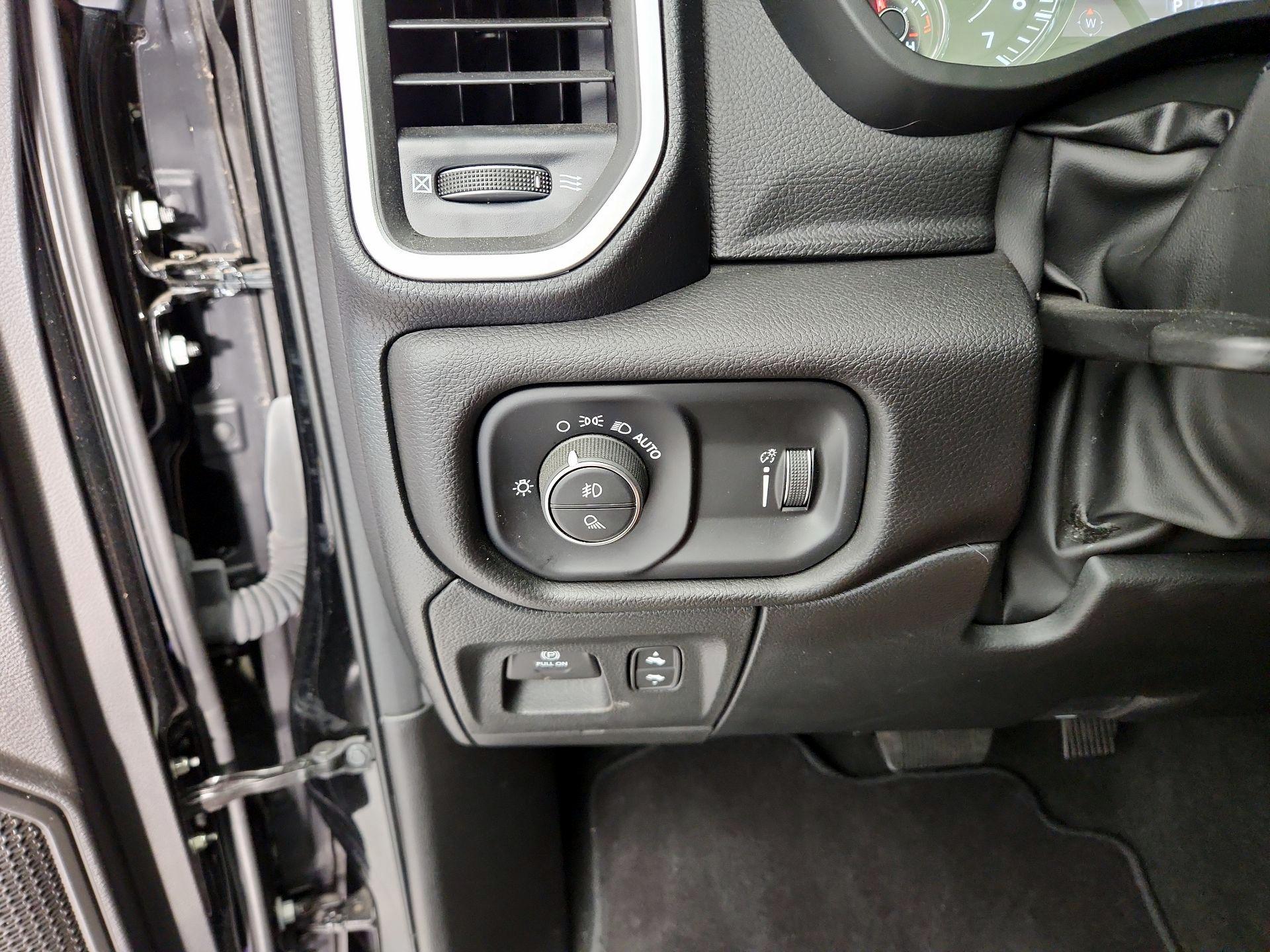 Thumbnail: 2023 RAM 1500 - 13