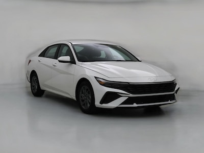White 2024 Hyundai Elantra SEL