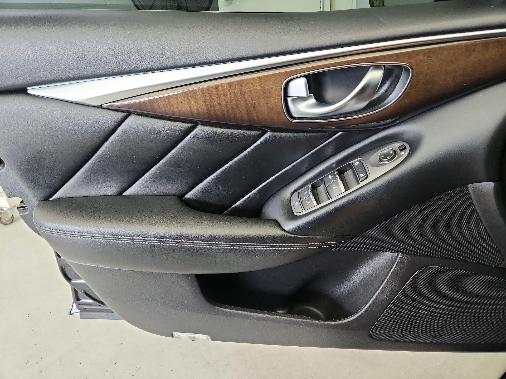 Thumbnail: 2018 INFINITI Q50 - 12