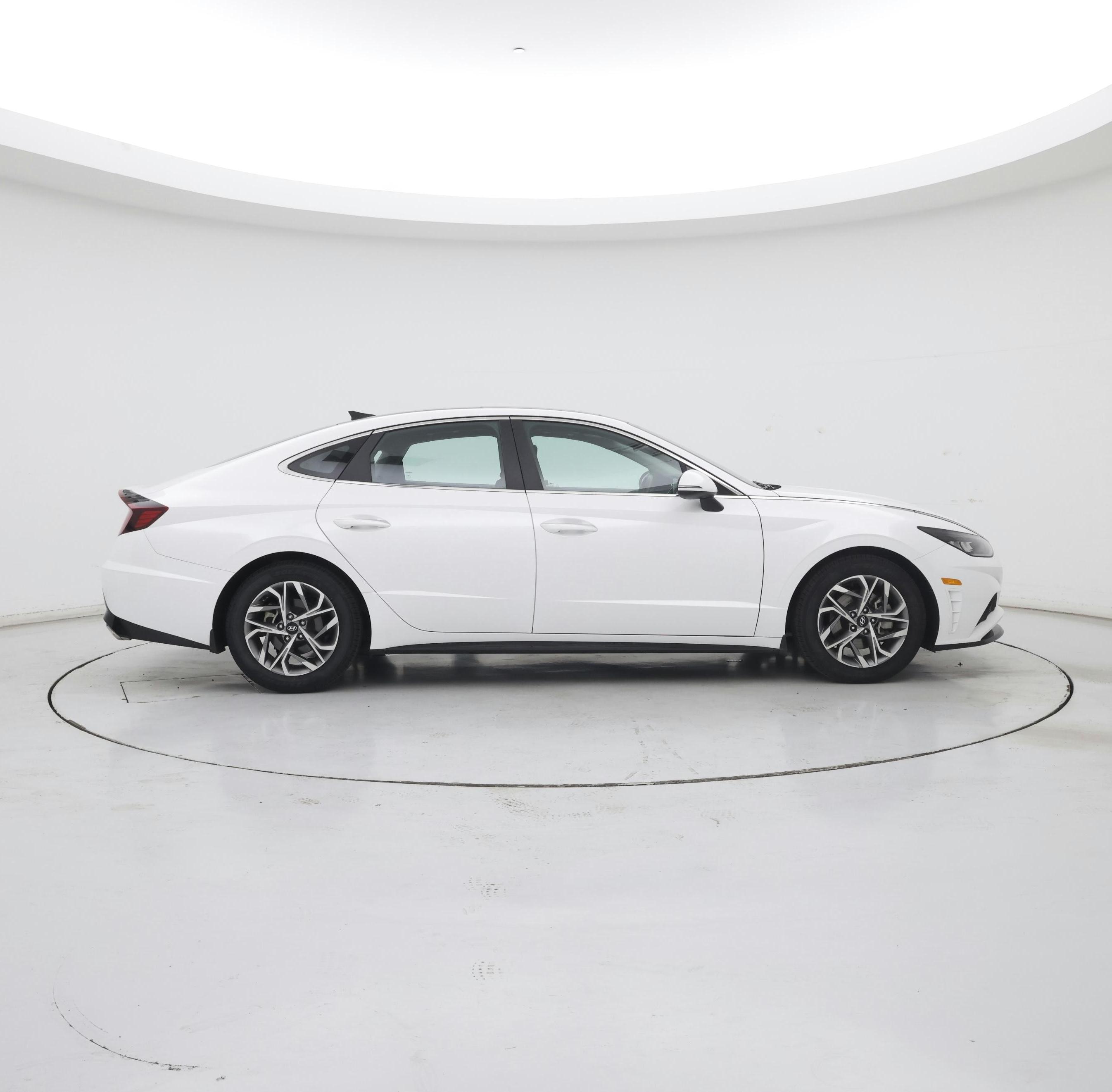 Thumbnail: 2022 Hyundai Sonata - 7